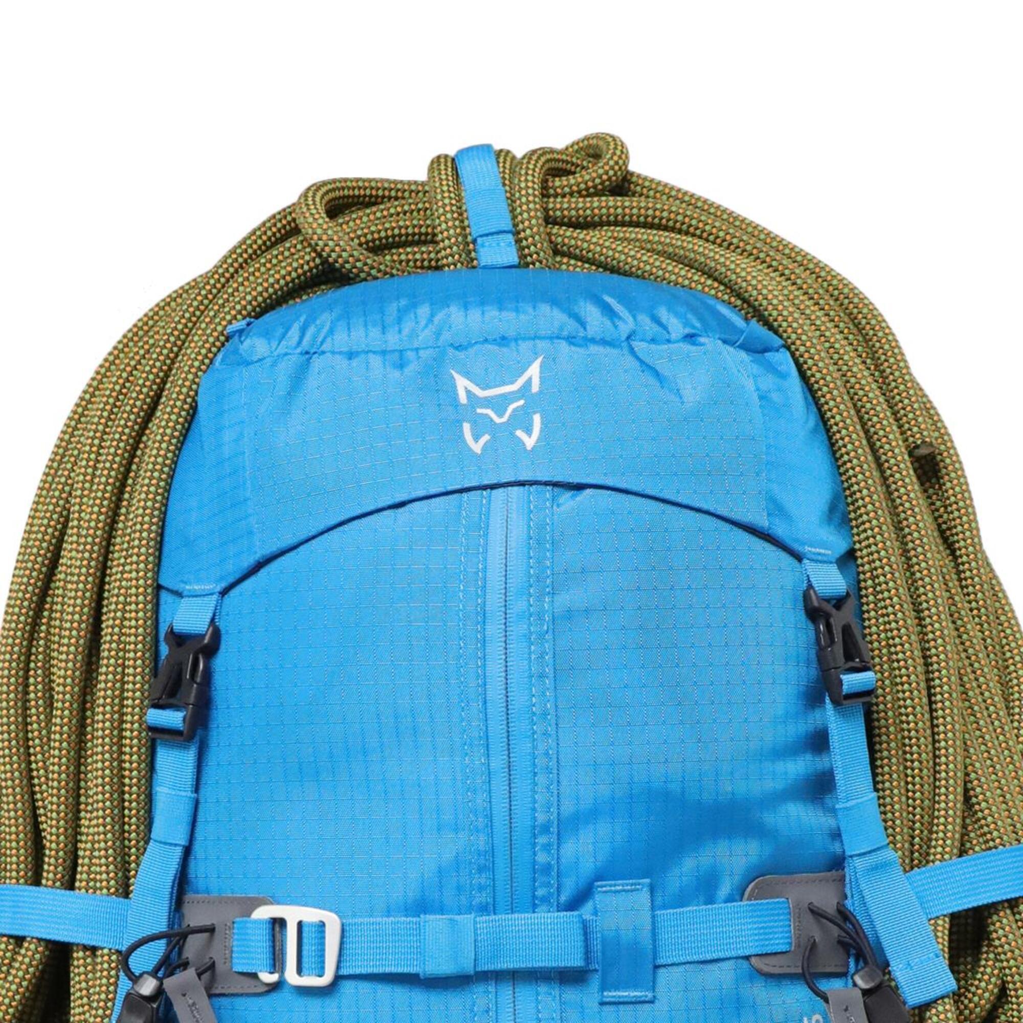 Mochila de montaña y trekking 25L funda impermeable Altus Fitz Roy 25 J30 - CD 10/11
