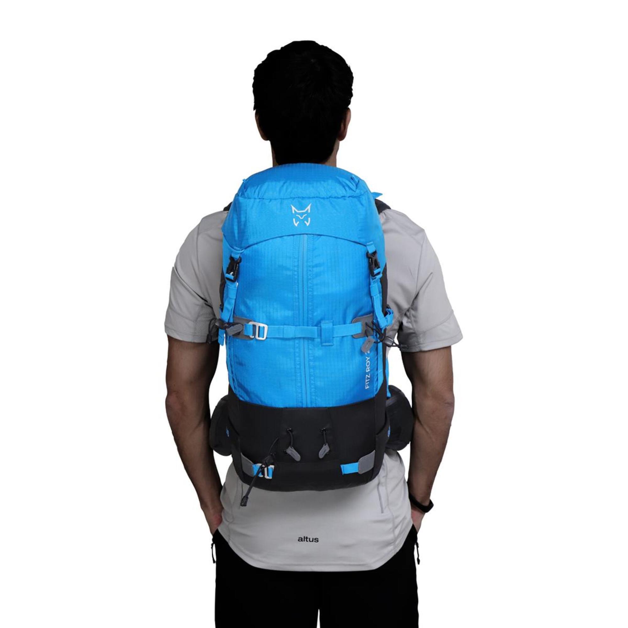 Mochila de montaña y trekking 25L funda impermeable Altus Fitz Roy 25 J30 - CD 2/11