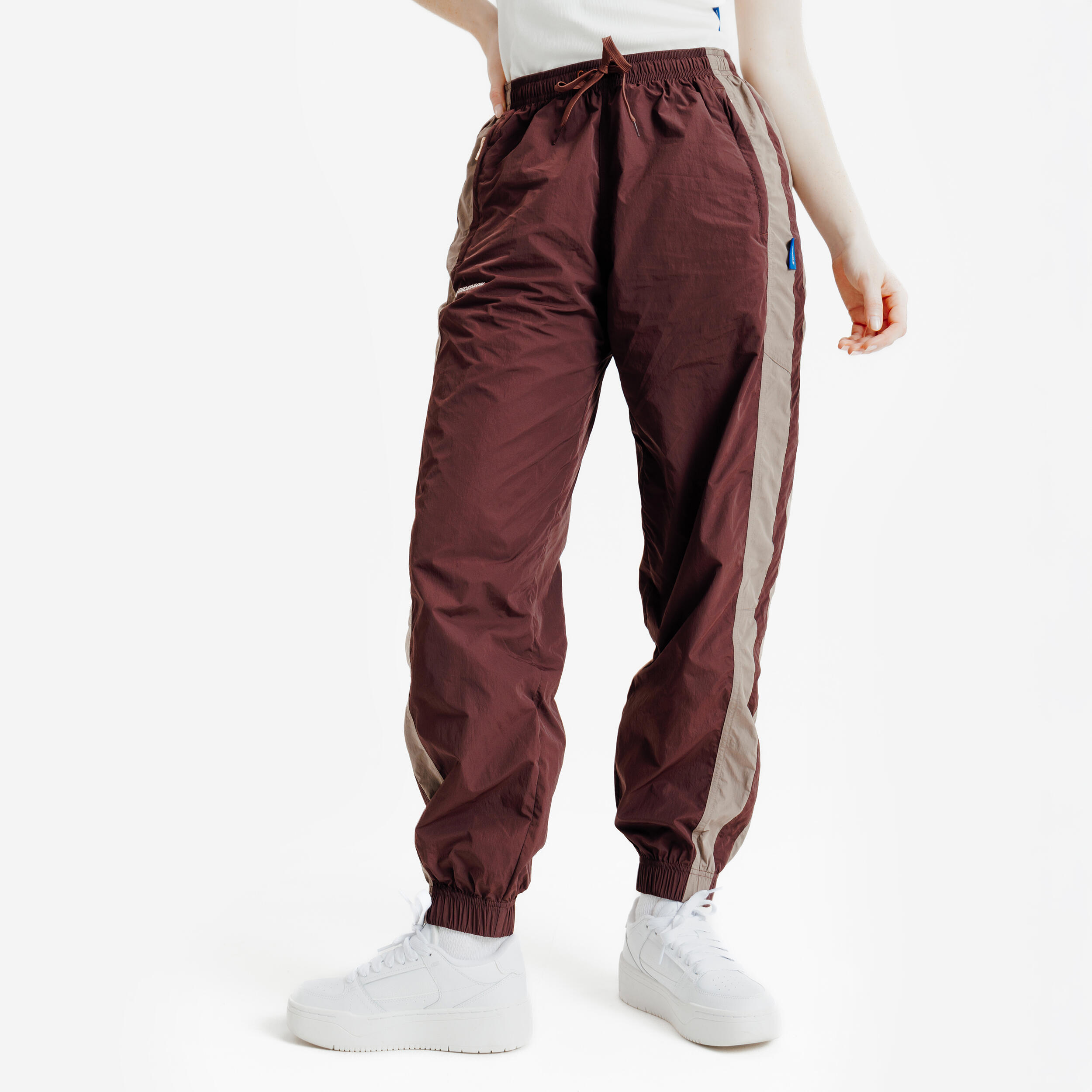 DECATHLON Trainingshose - 80s Woven Pant schokoladenbraun