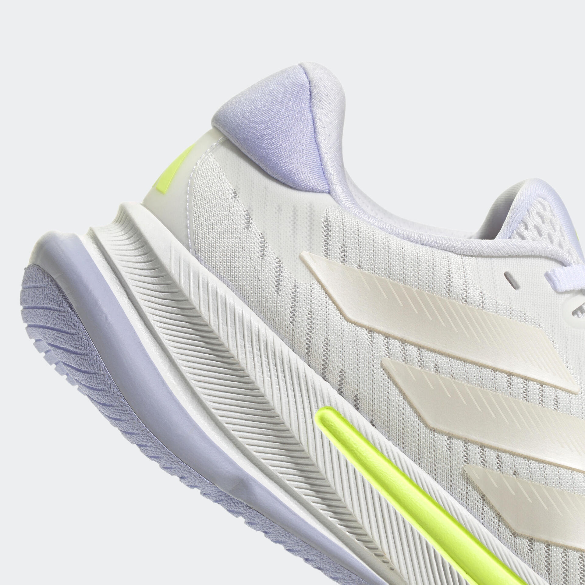 WOMEN'S WHITE ADIDAS SUPERNOVA EASE RUNNING SHOES