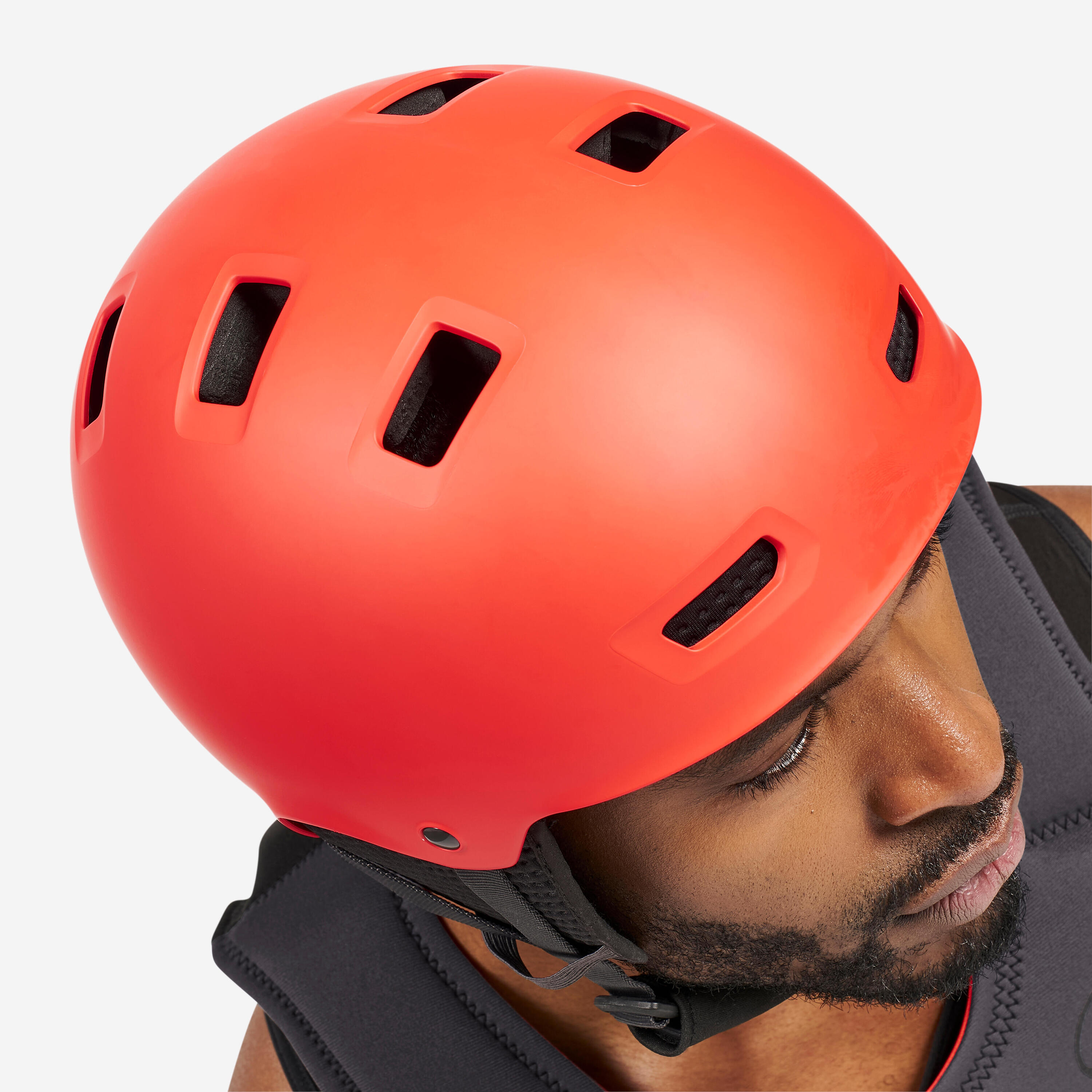 Helm voor watersport kitesurfen wingfoilen wakeboarden volwassenen 100 rood 7/17