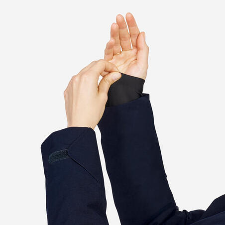 Куртка жіноча 500 для вітрильного спорту подовжена водонепроникна темно-синя