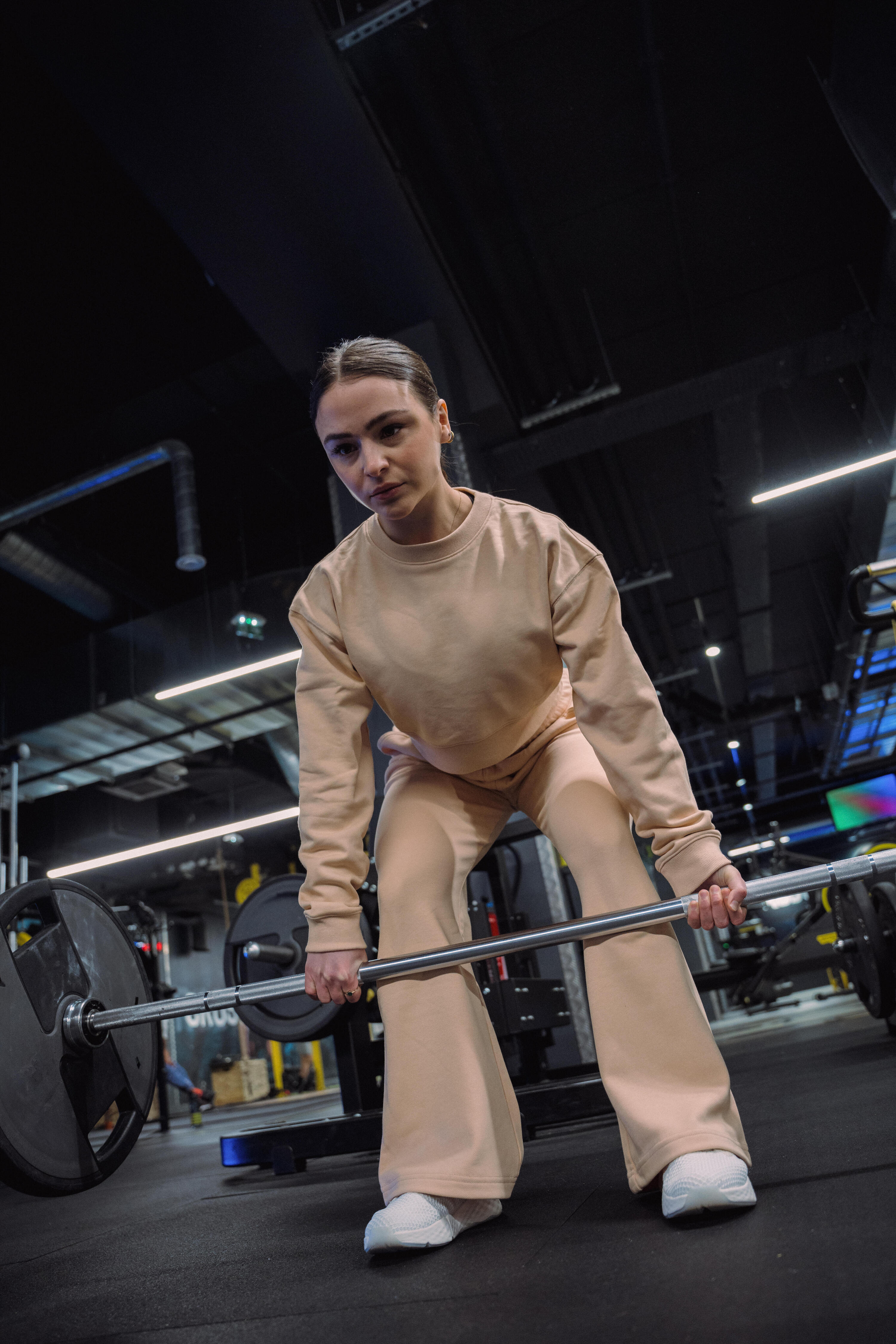 Sweatshirt Crop de Musculação Mulher Bege 8/11