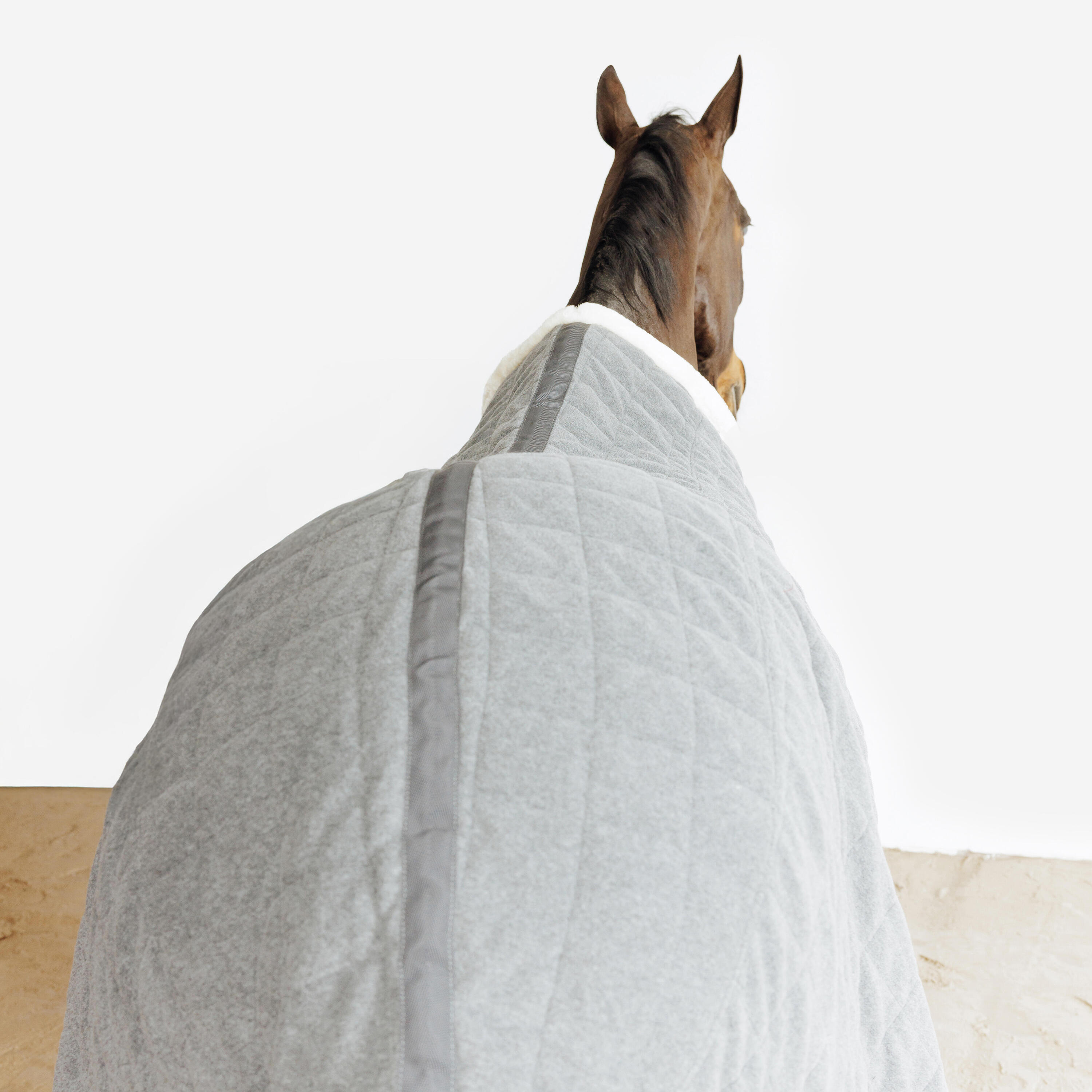 Warme Fleece-Decke Confort für Pferd und Pony – Grau 9/9