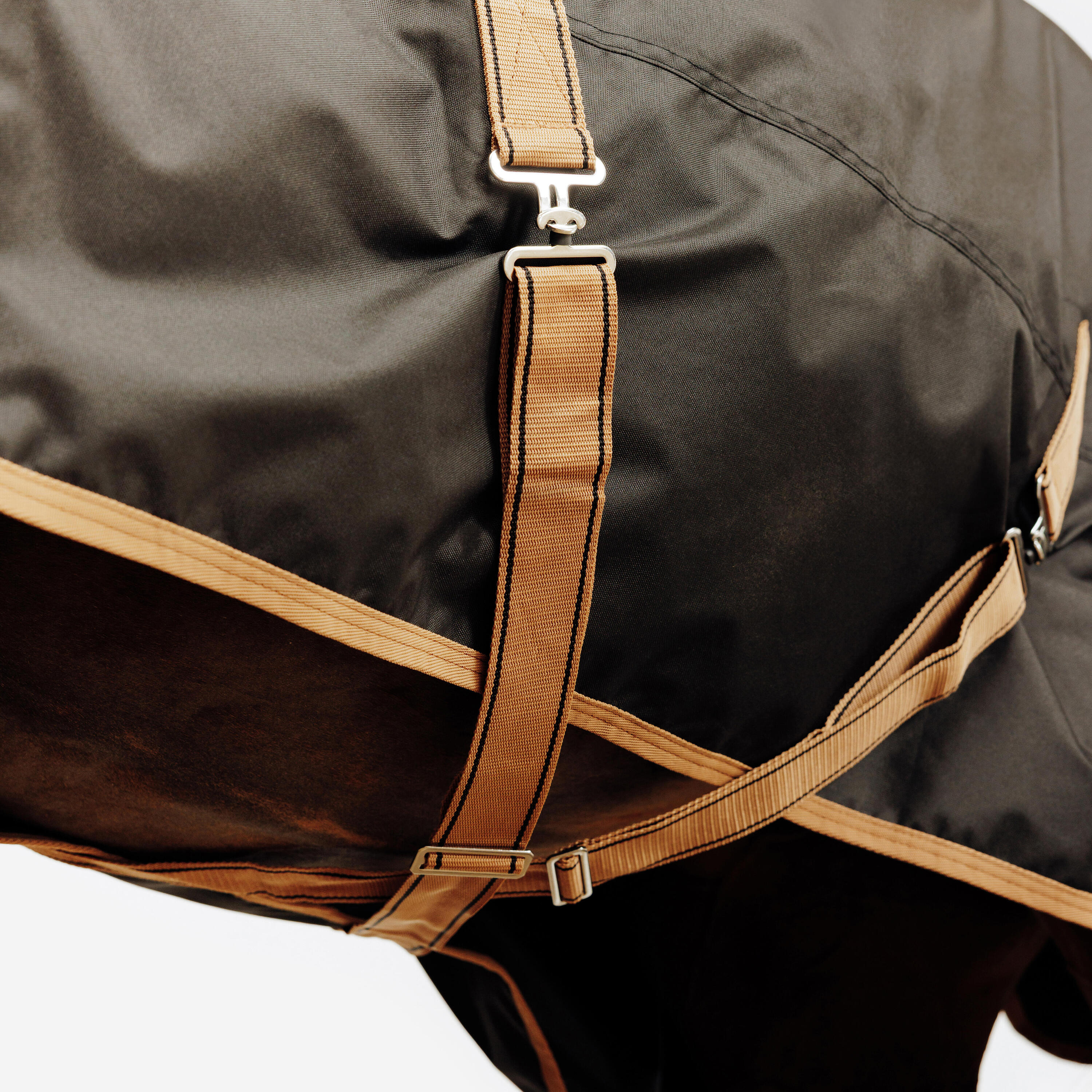 Wasserdichte Outdoordecke für Pferd und Pony – Allweather 0 g, schwarz und braun 4/7