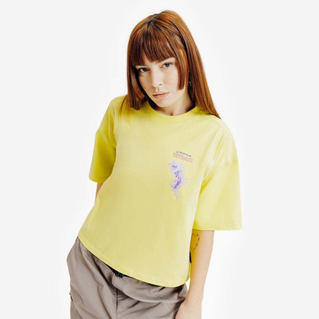 ТЕНИСКА CROP TOP DECATHLON X SNAPTURE, ЗЕЛЕНА С ПРИНТ