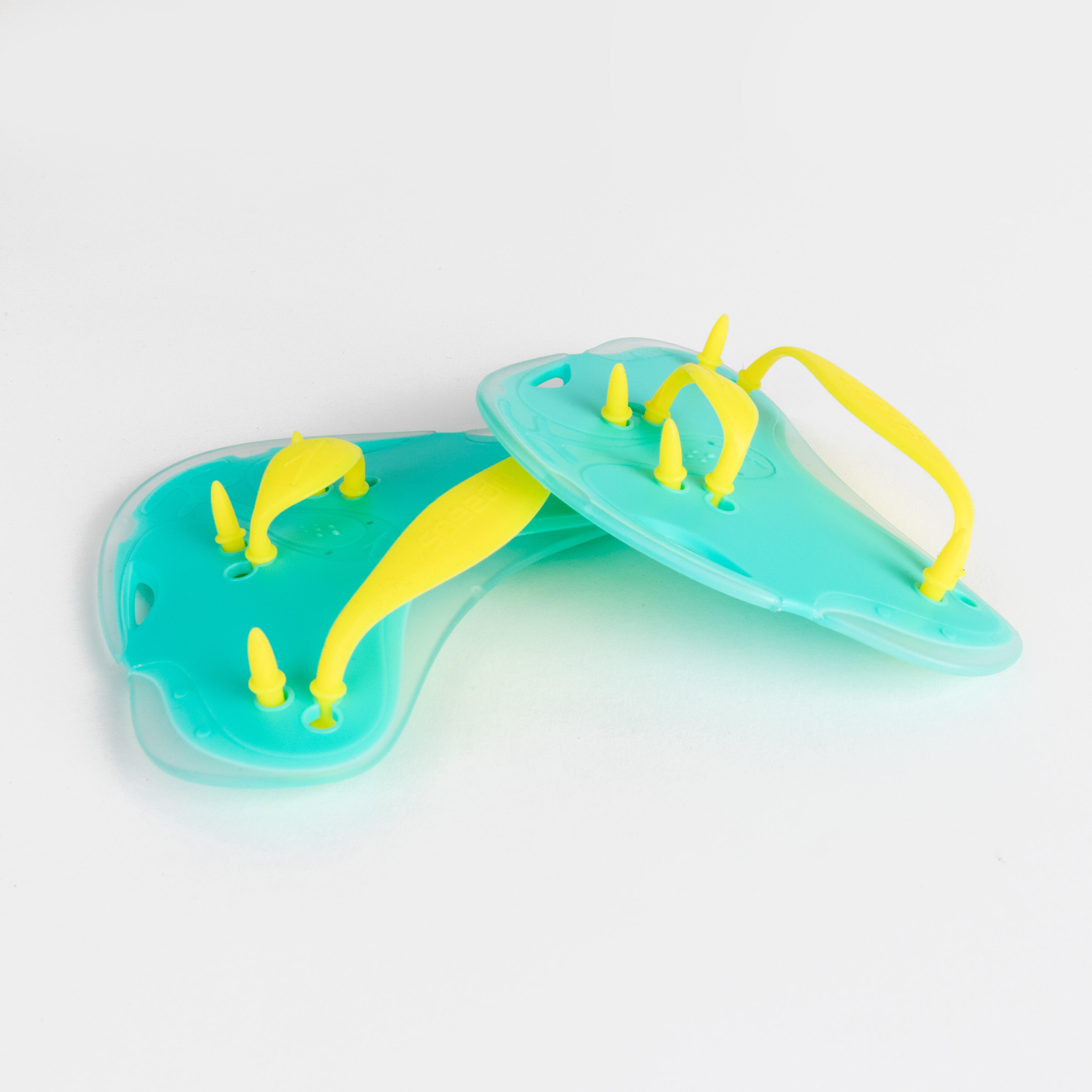 SPEEDO Plavecké prstové pádla Speedo Finger Paddle dospelí · záber 3
