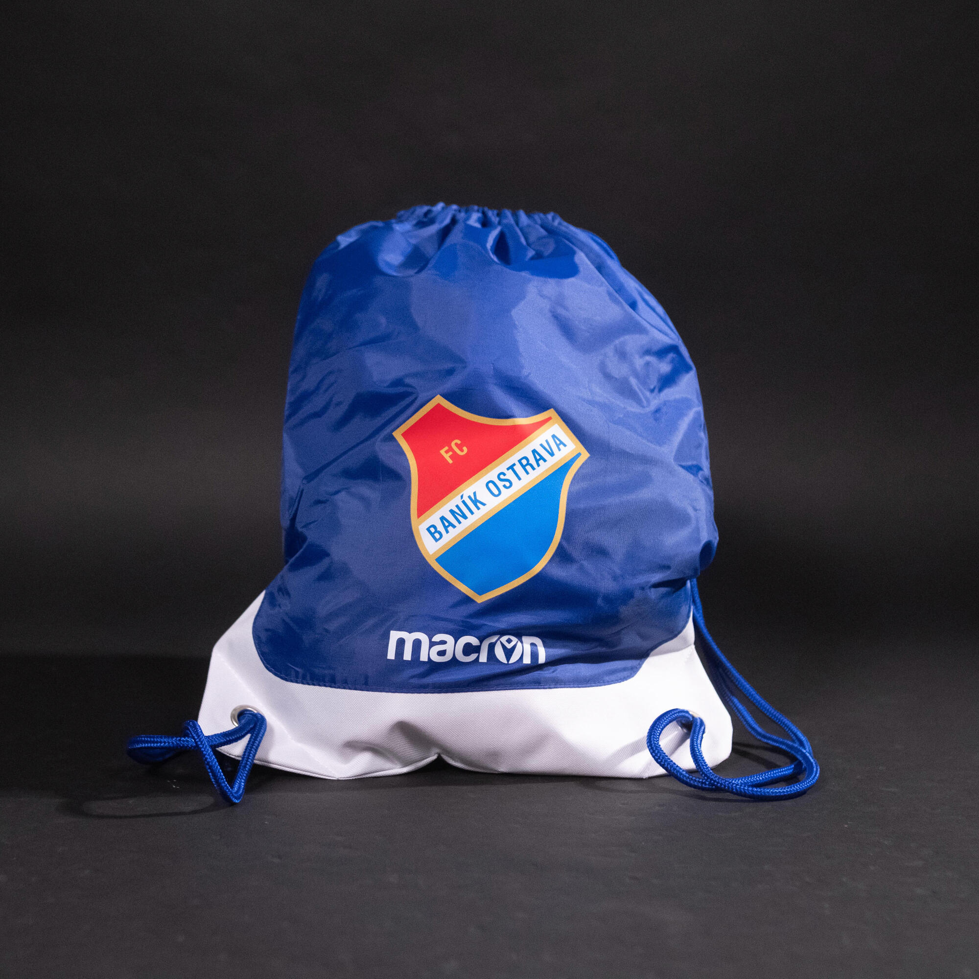 MACRON picture