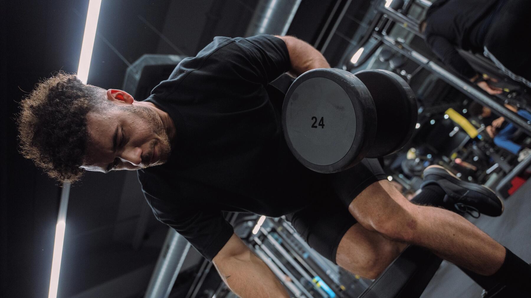 8 exerciții cu ganterele - rutina mea de fitness