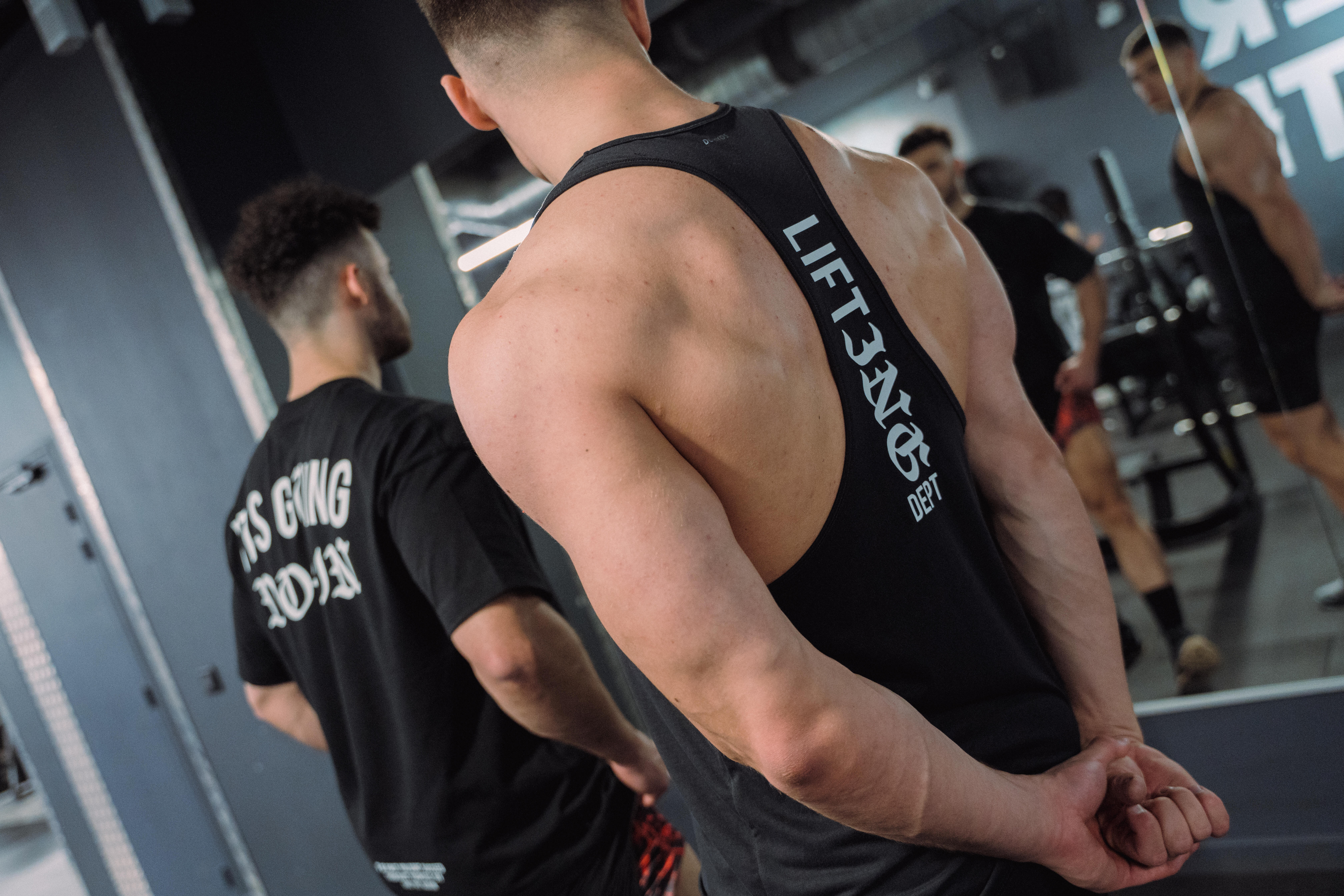 Men's Atletike Bodybuilding Stringer Tank Top – Summer Gym Shirt (Size Medium, Black)