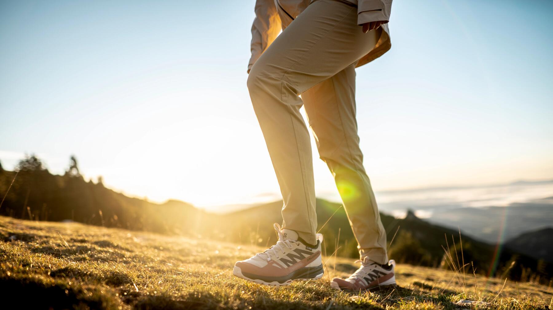 Dein Kind richtig zum Wandern anziehen! Erfahre hier, alles Wissenswerte
