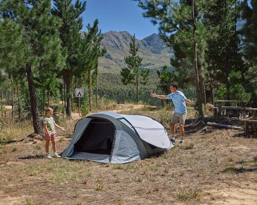 Ghid de camping pentru începători – pregătire, echipament necesar, măsuri de siguranță