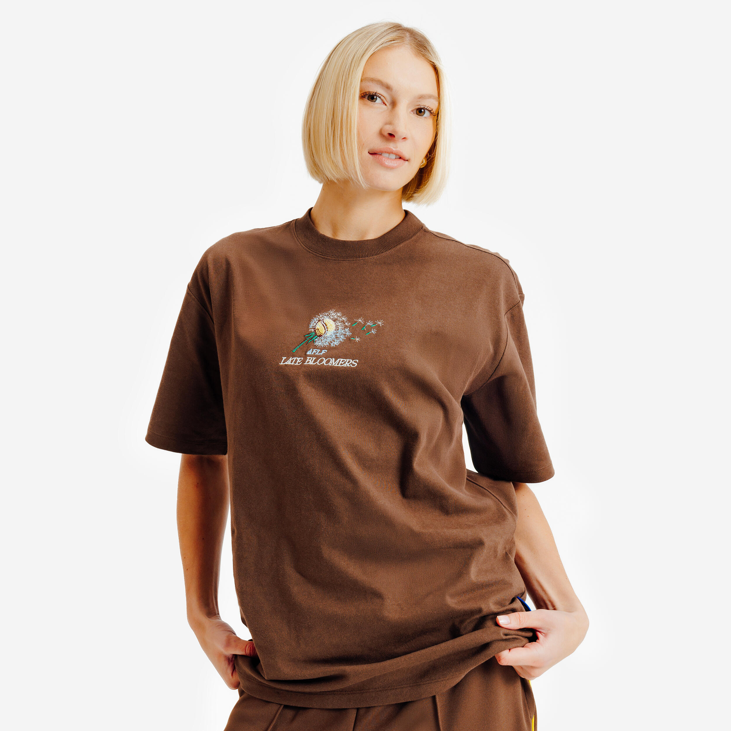Graphic T-shirt Late Bloomers Brown 2/5