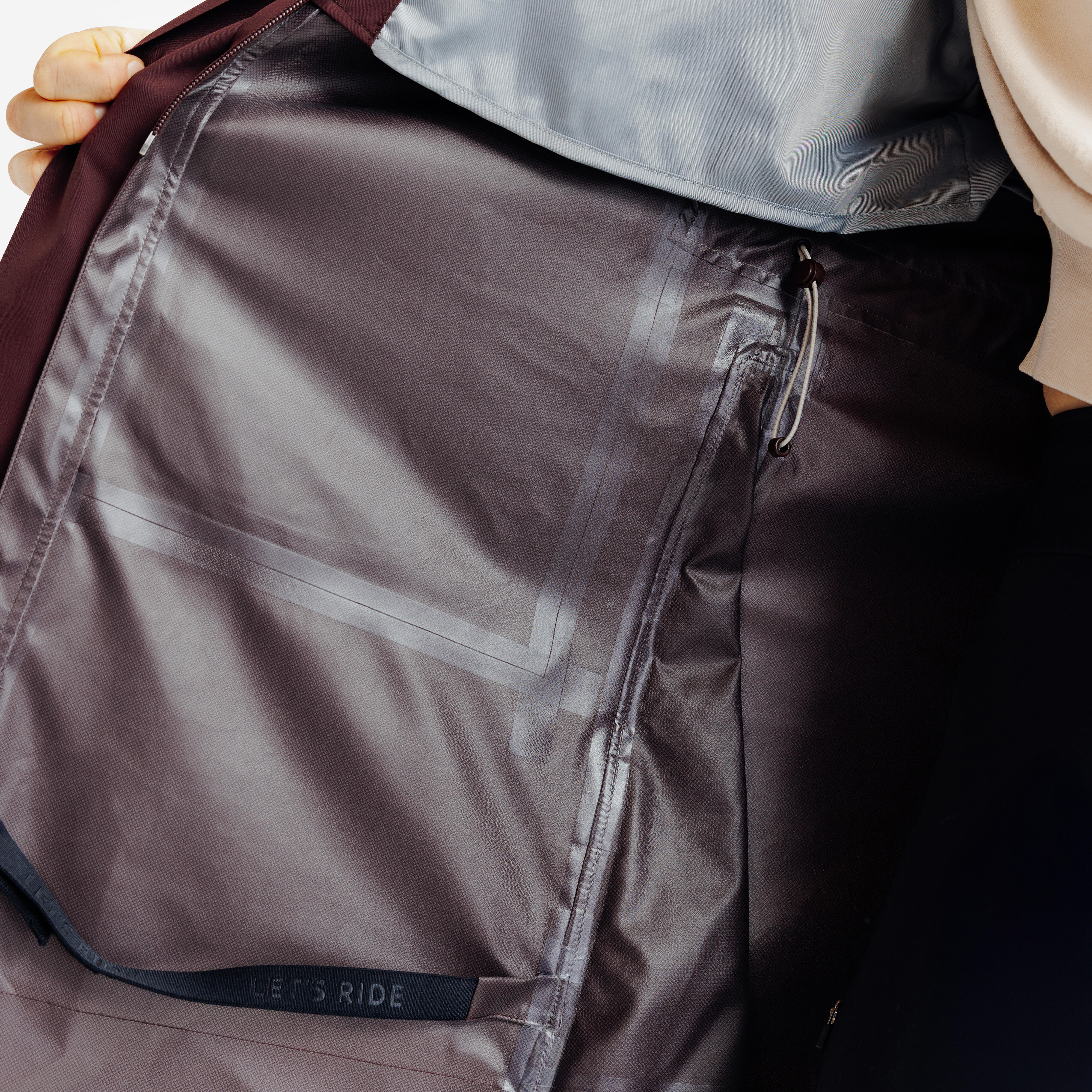 FOUGANZA Jazdecká bunda dlhá nepremokavá hnedá M · záber 10
