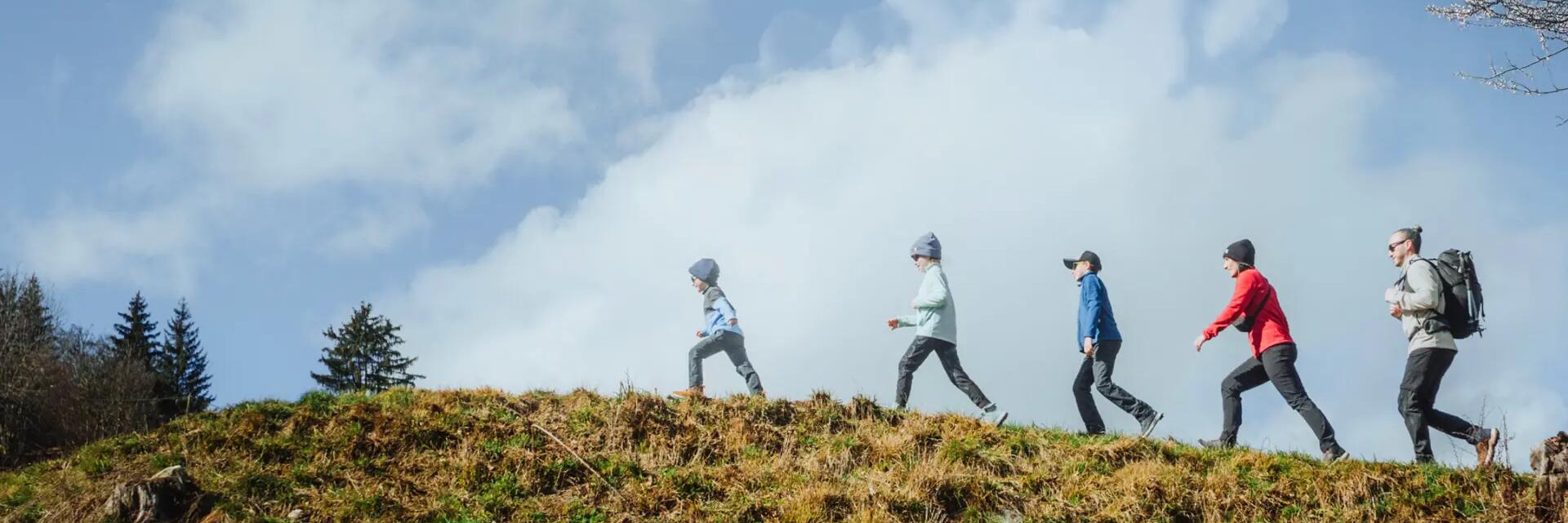 Diferencia entre trekking y senderismo | Decathlon