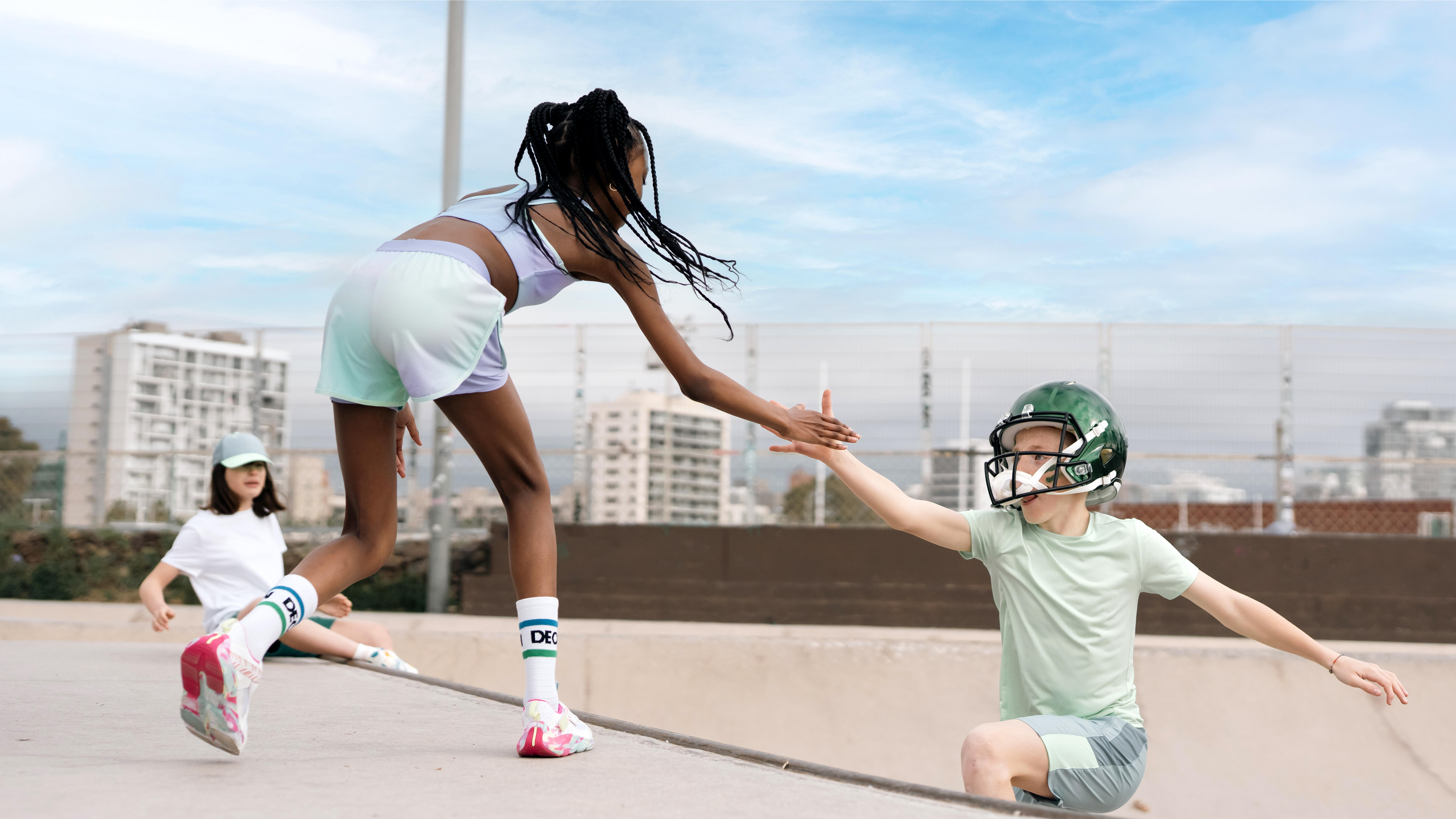 Kids' 2-in-1 Breathable Shorts with Print - DECATHLON