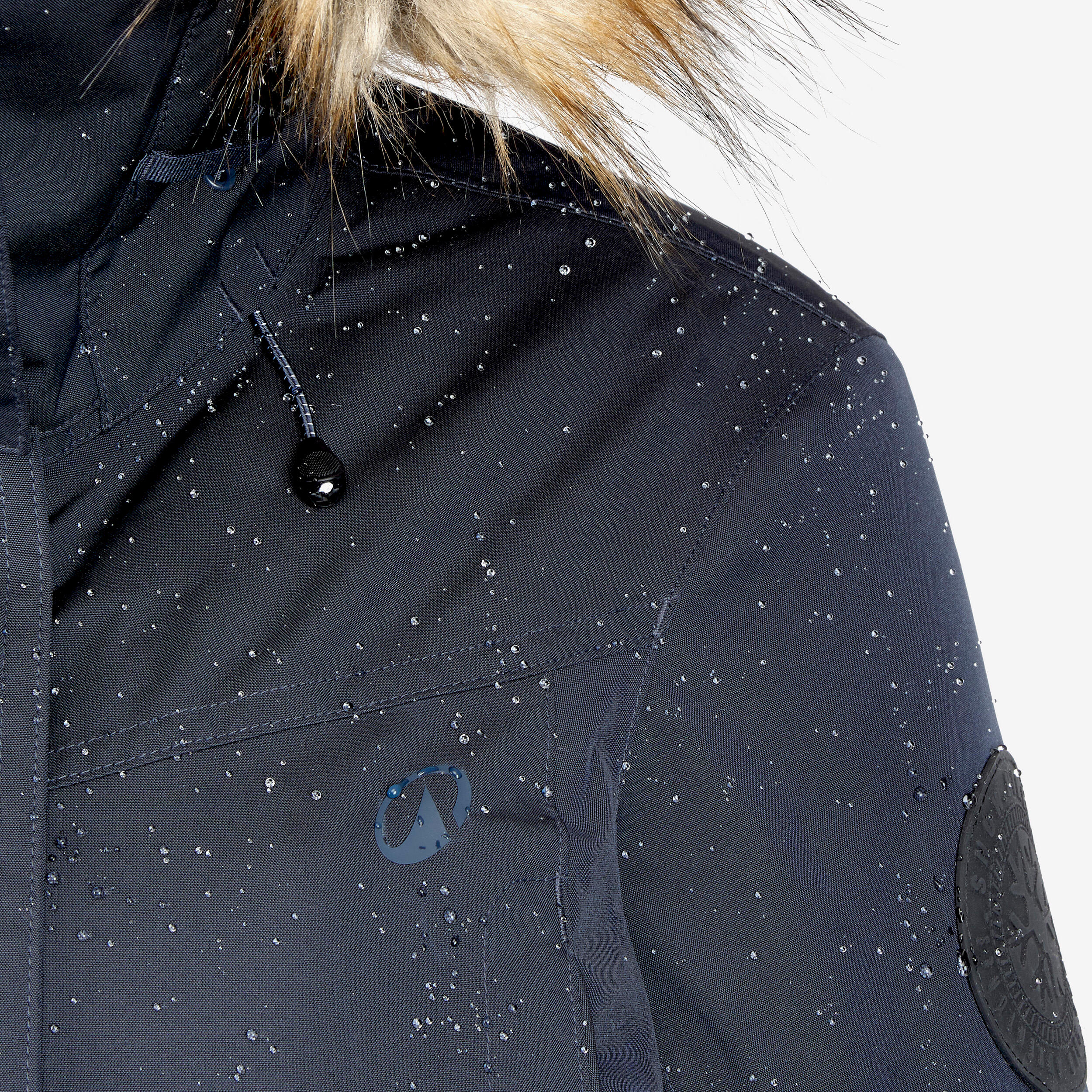 QUECHUA Dámska nepremokavá turistická parka NH900 modrá XS · záber 4