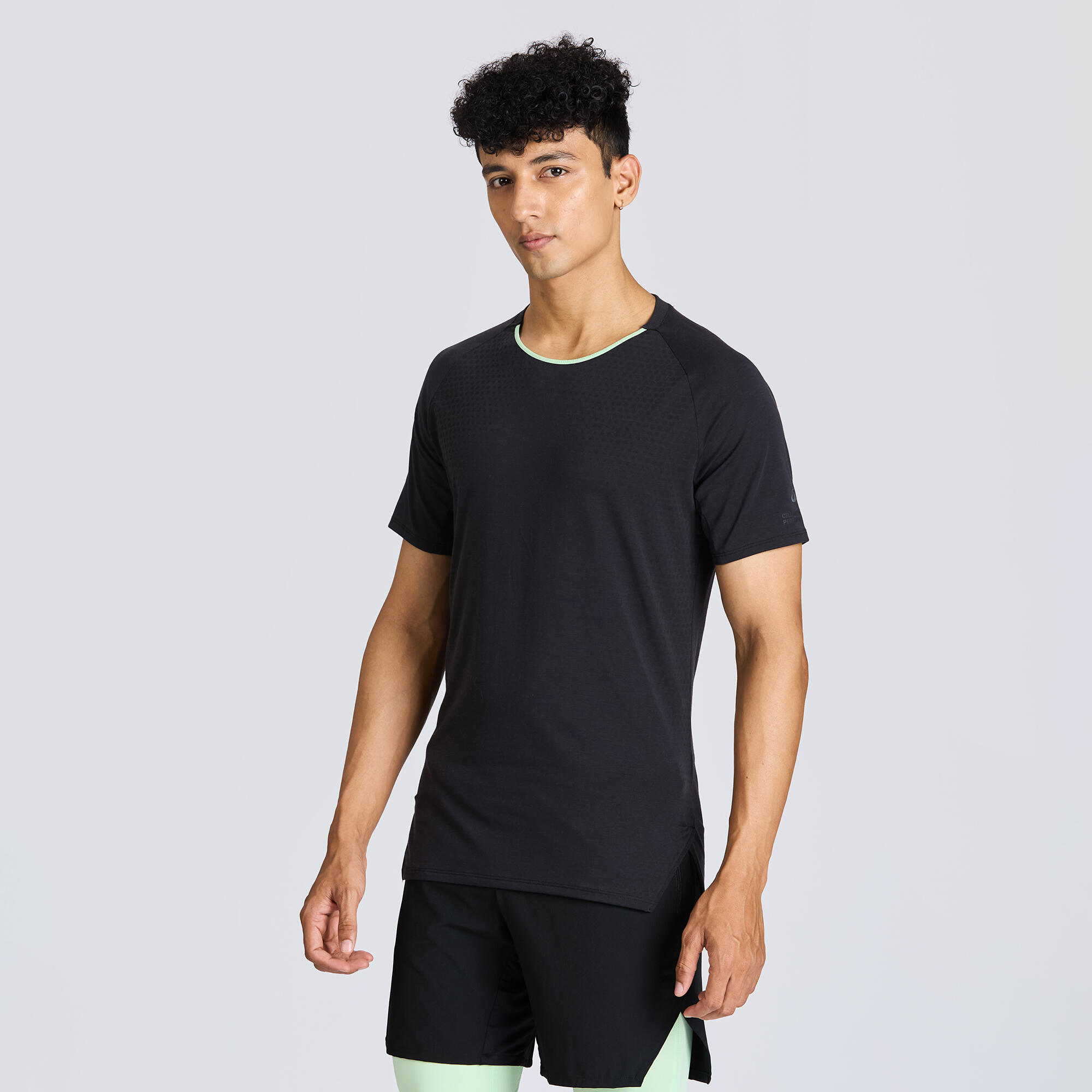 domyos Crew Neck Breathable Plain T-Shirt for Men - Smoked Black-picture-12