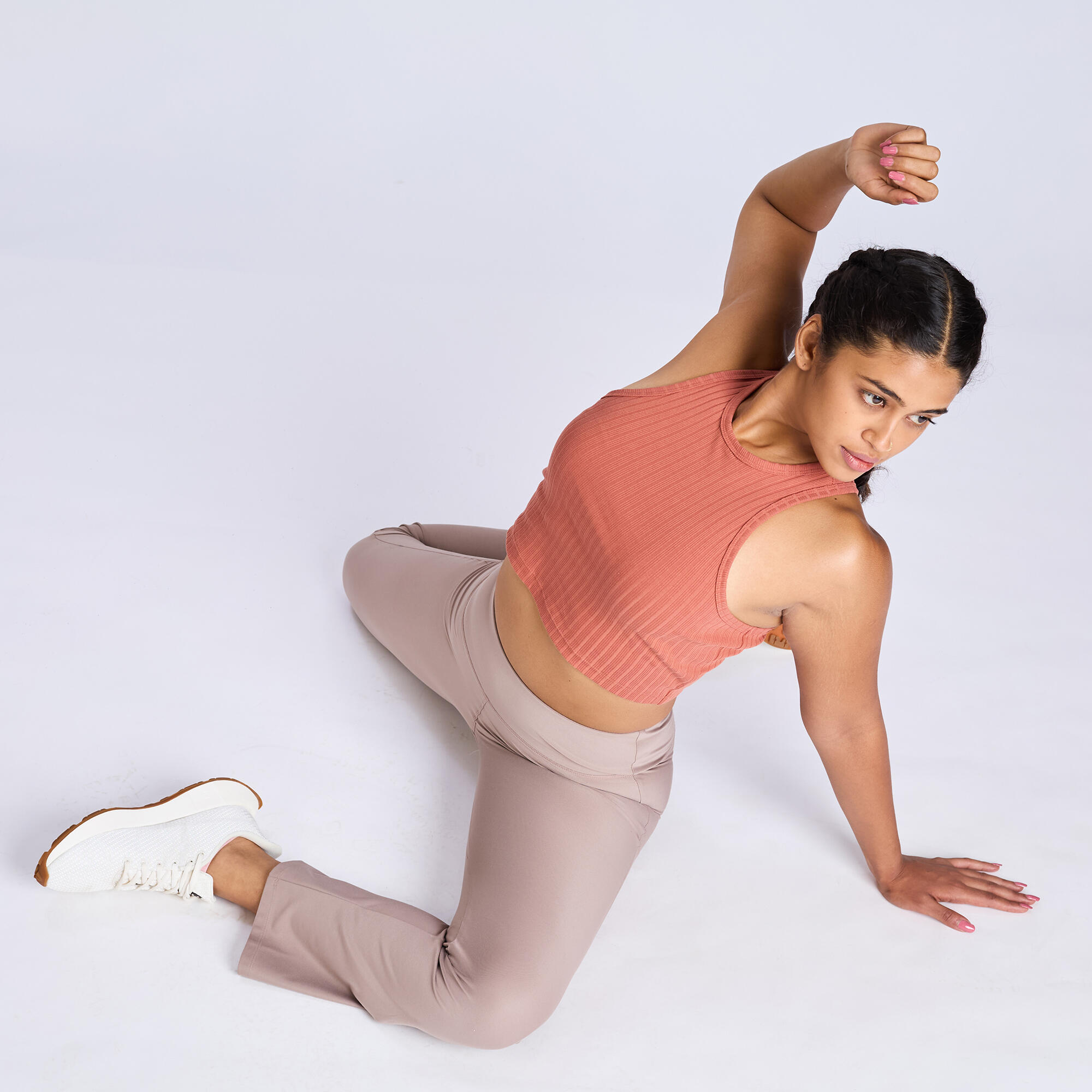 Women's Crew Neck Cropped Tank Top 520 - Sepia Brown