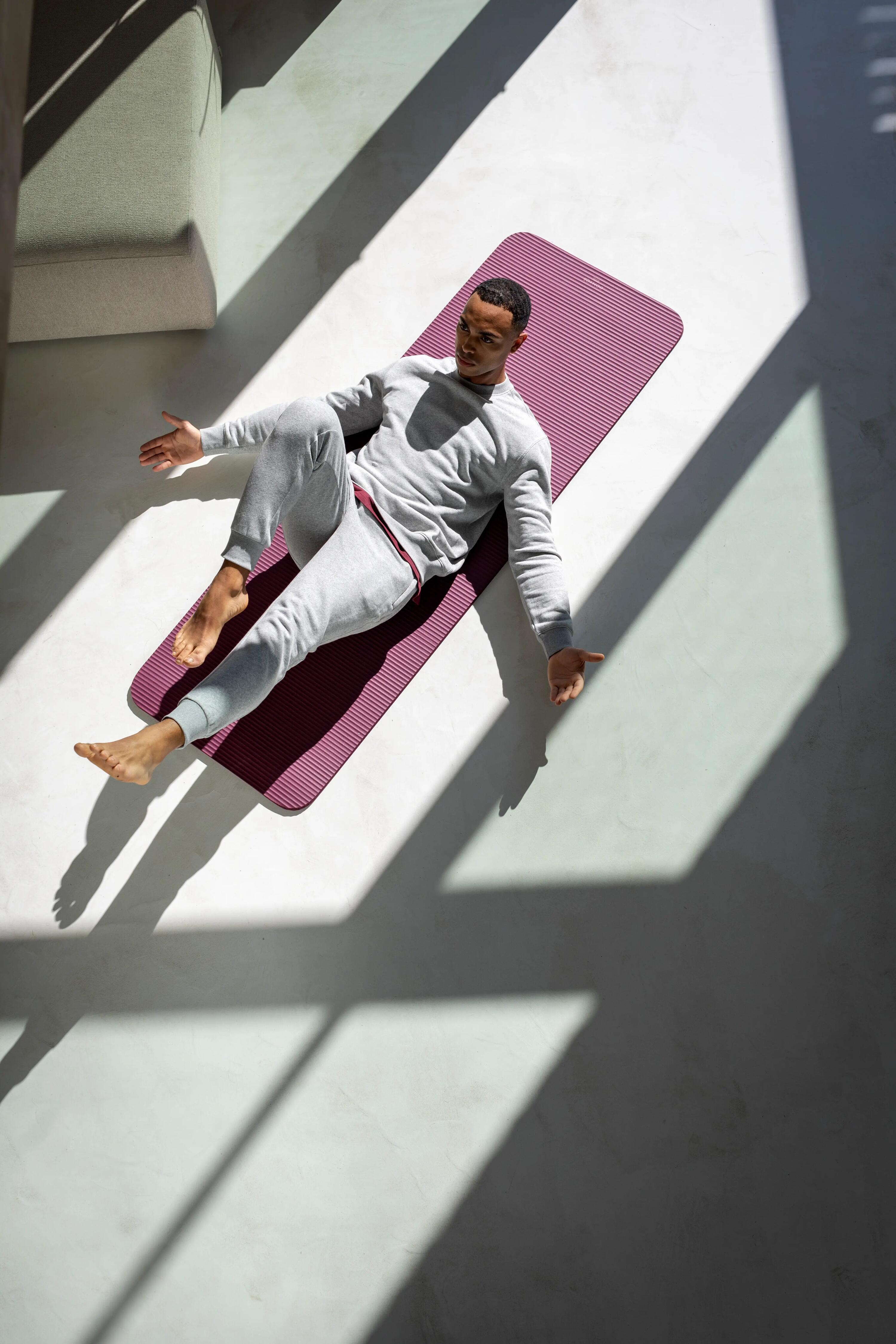 Trening pilates w domu – proste i szybkie ćwiczenia