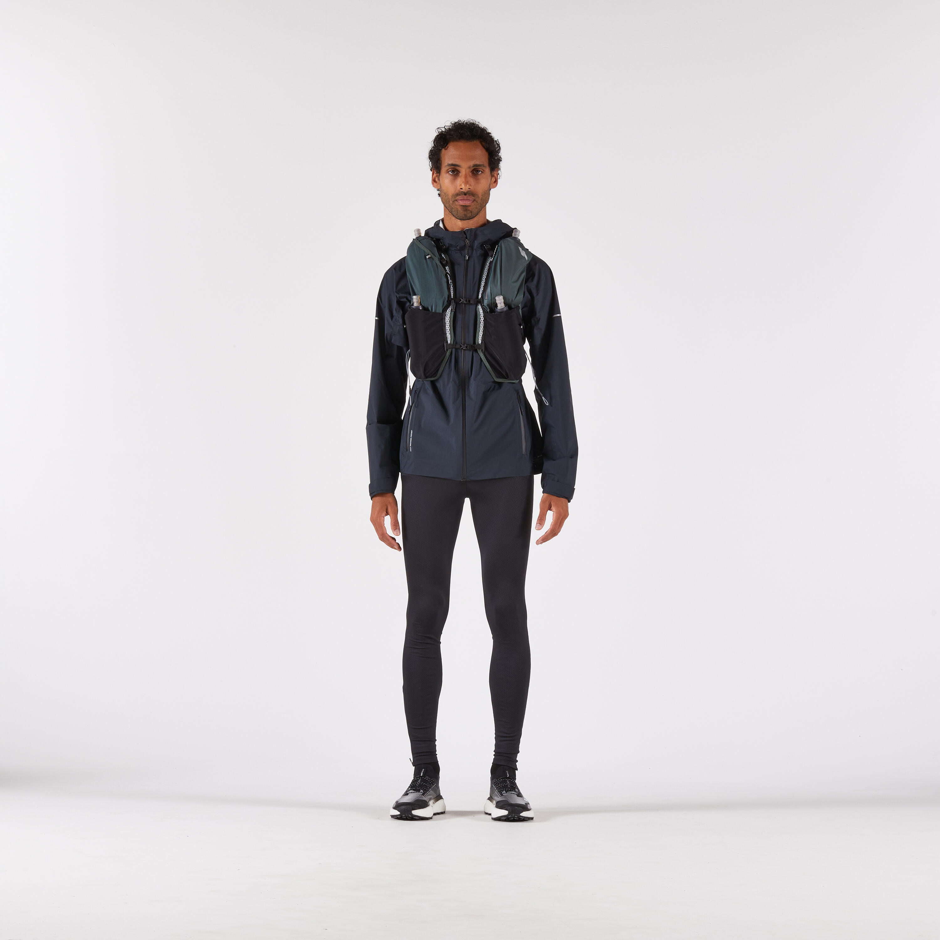 Trail Running Hydration Bag 20 L/25 L + Water Bladder 2 L - KIPRUN