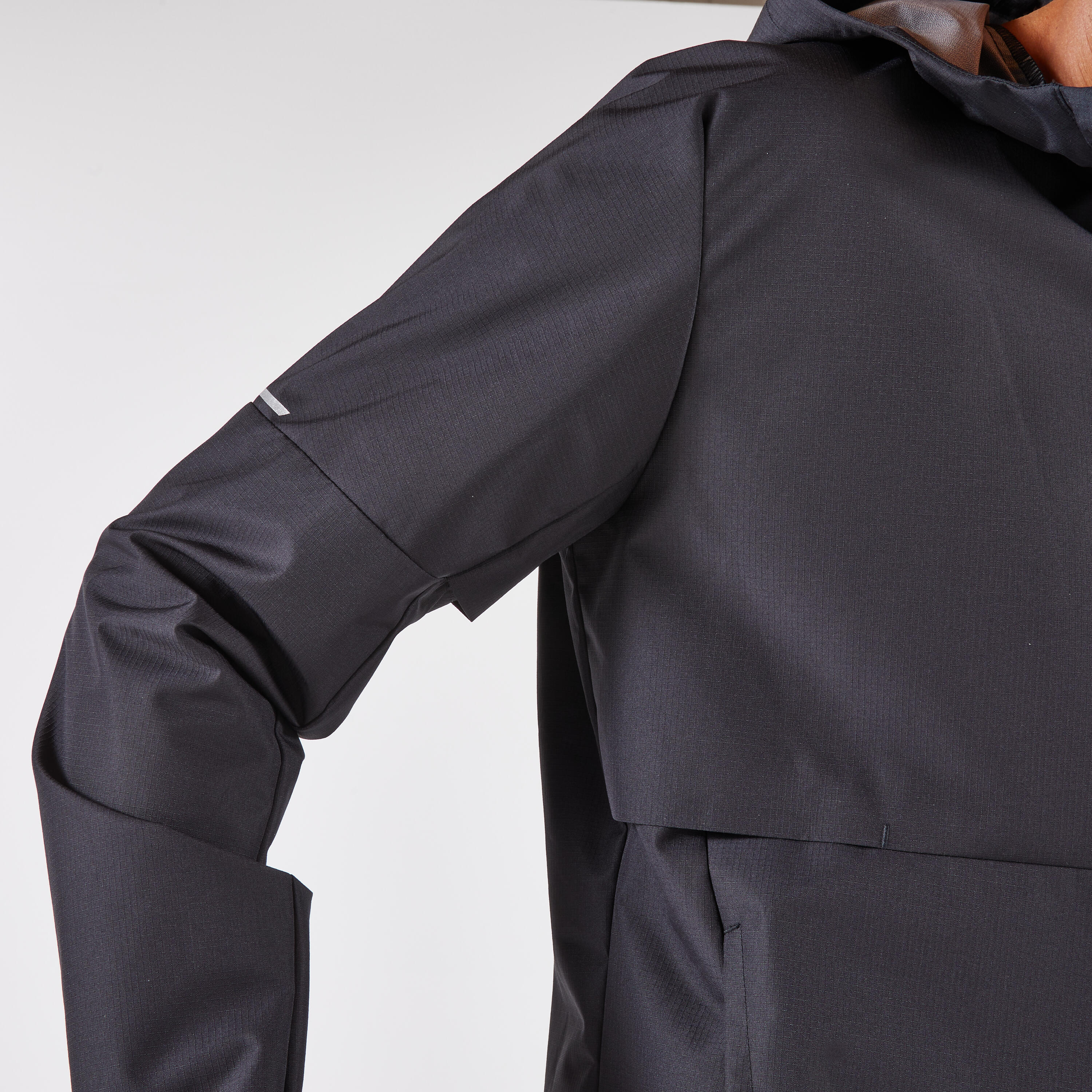 Wasserdichte Jacke Run 100 Herren schwarz 5/7