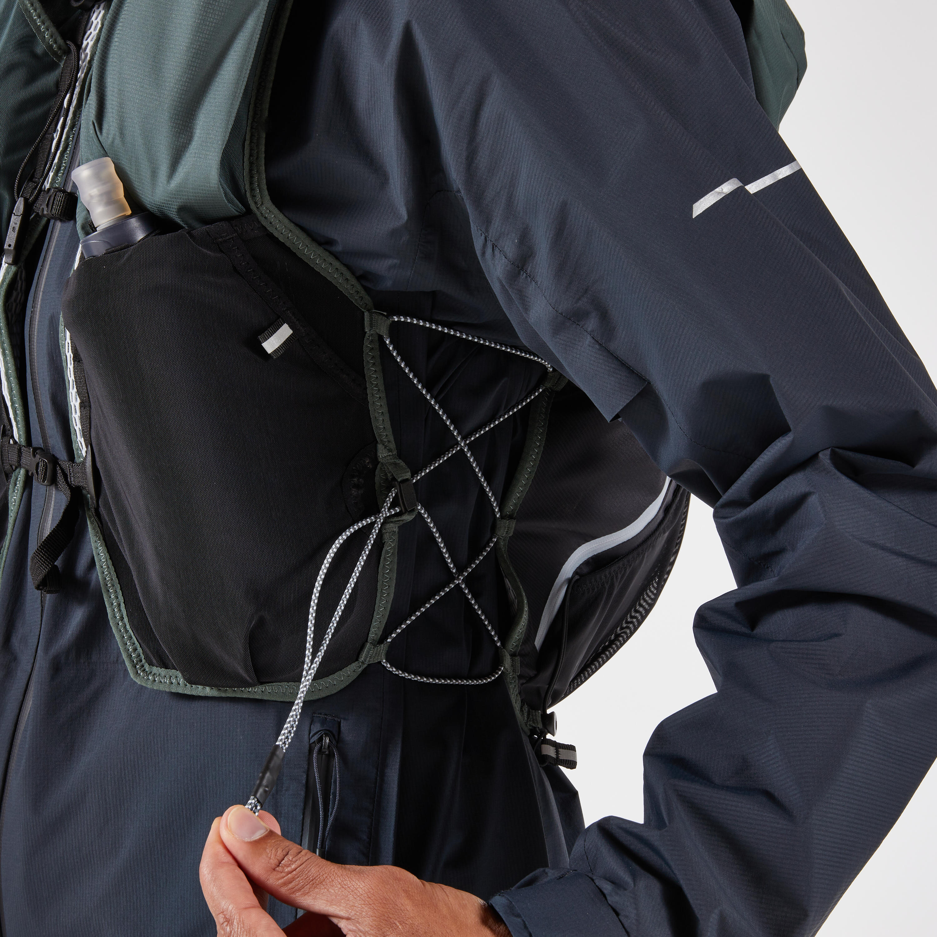 Trail Running Hydration Bag 20 L/25 L + Water Bladder 2 L - KIPRUN