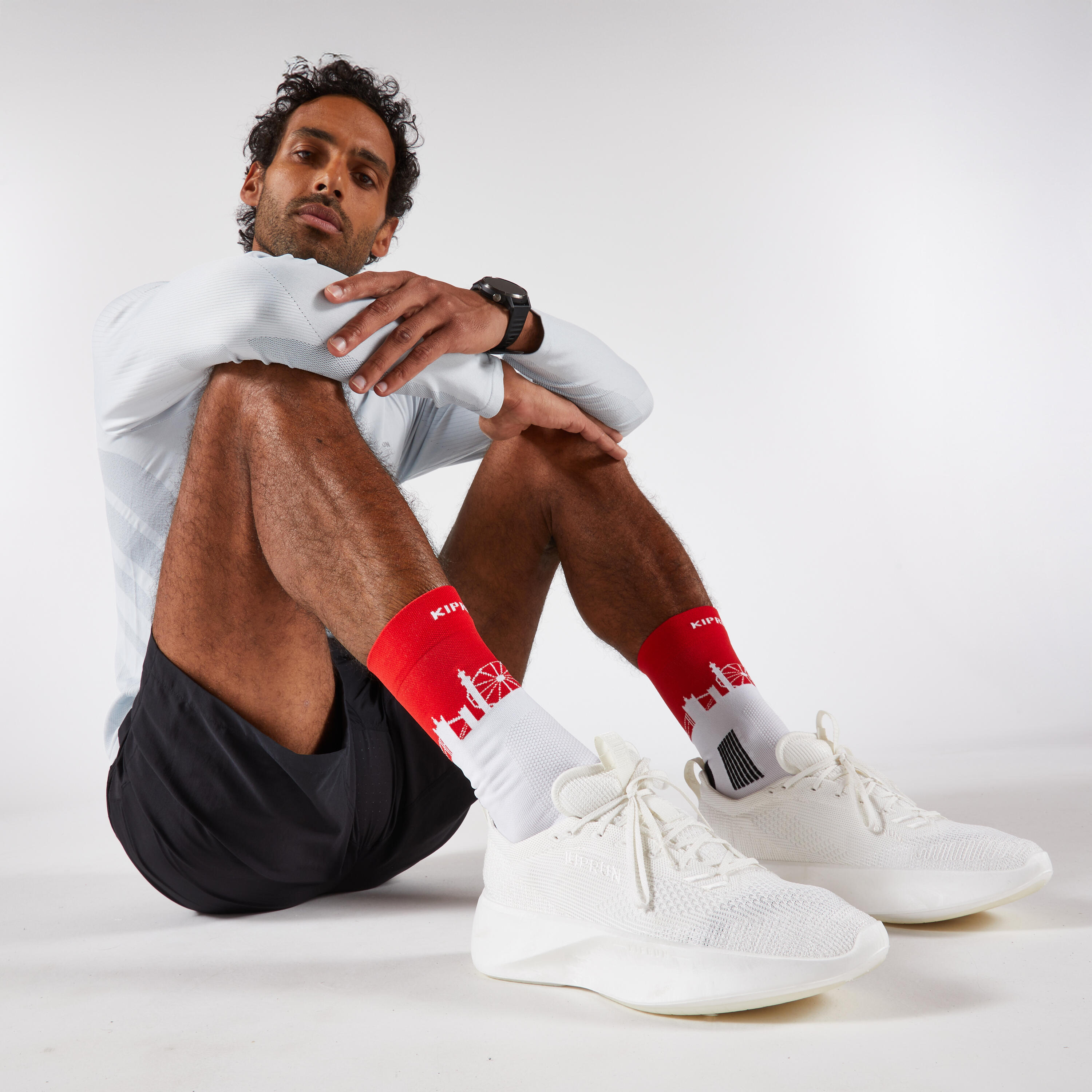 KIPRUN Run900 Mid-Calf Thick Running Socks - White/Red London