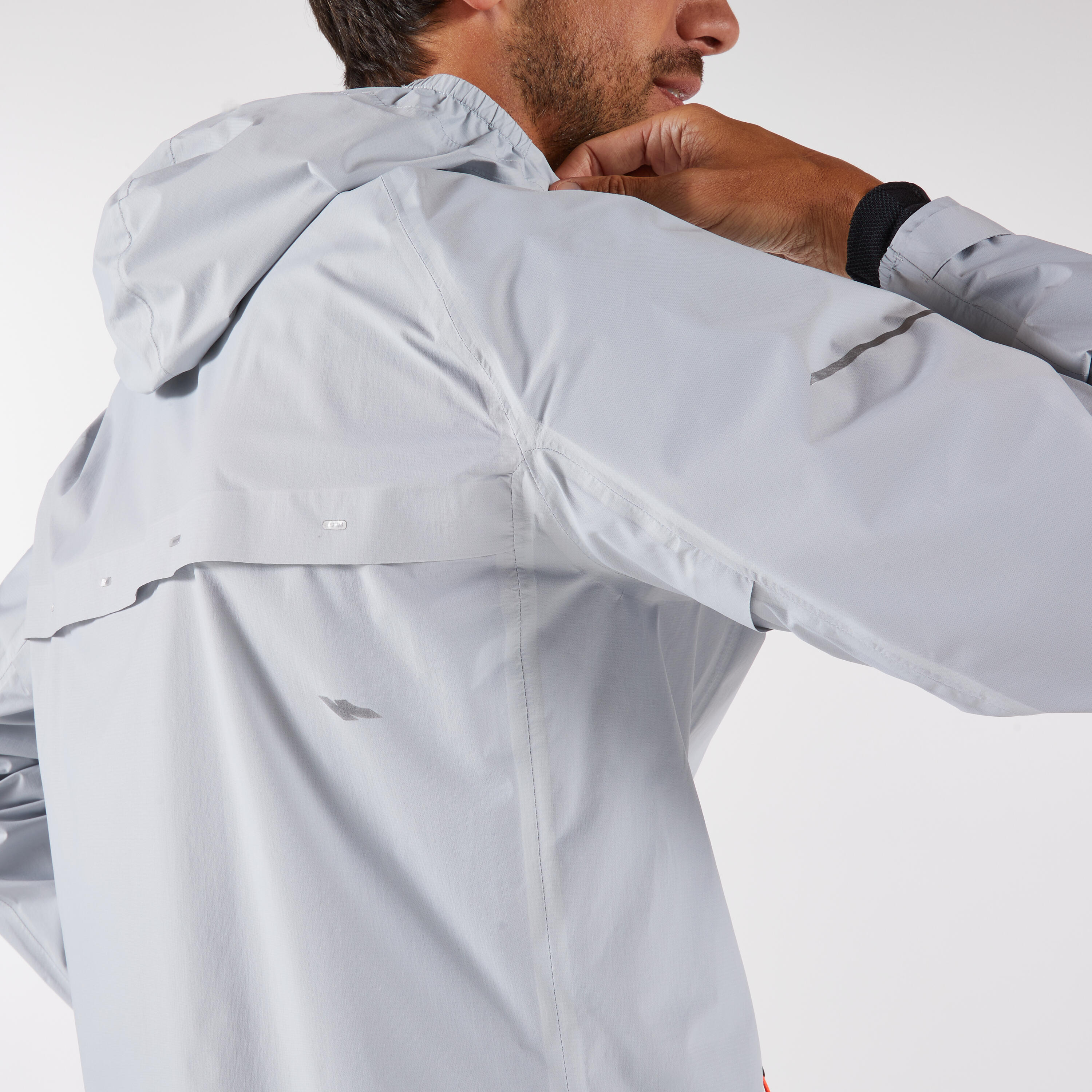 Laufjacke Herren wasserdicht atmungsaktiv - Run 900 hellgrau 7/10