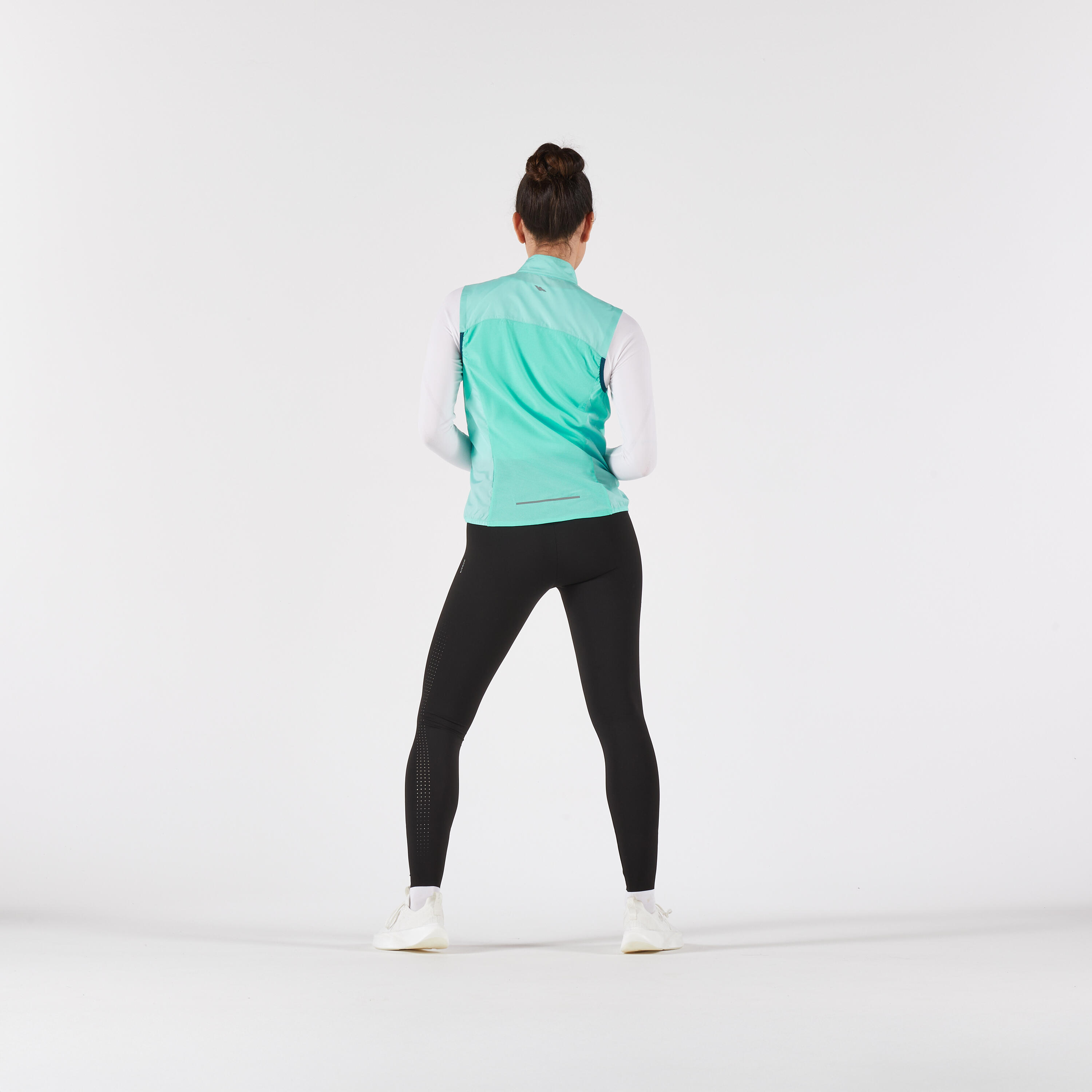 Gilet antivento running donna RUN WIND 500 verde 10/10
