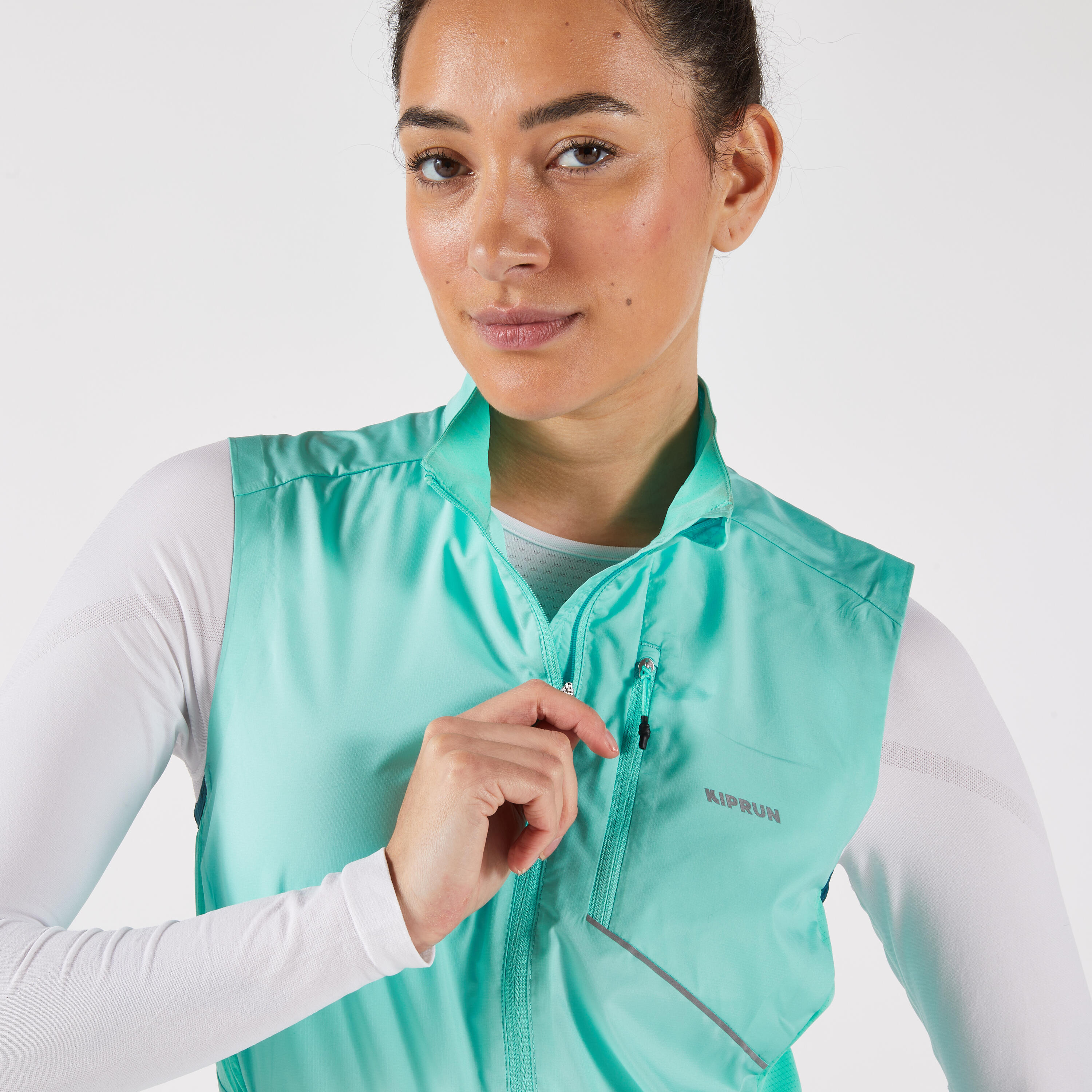 Gilet antivento running donna RUN WIND 500 verde 5/10