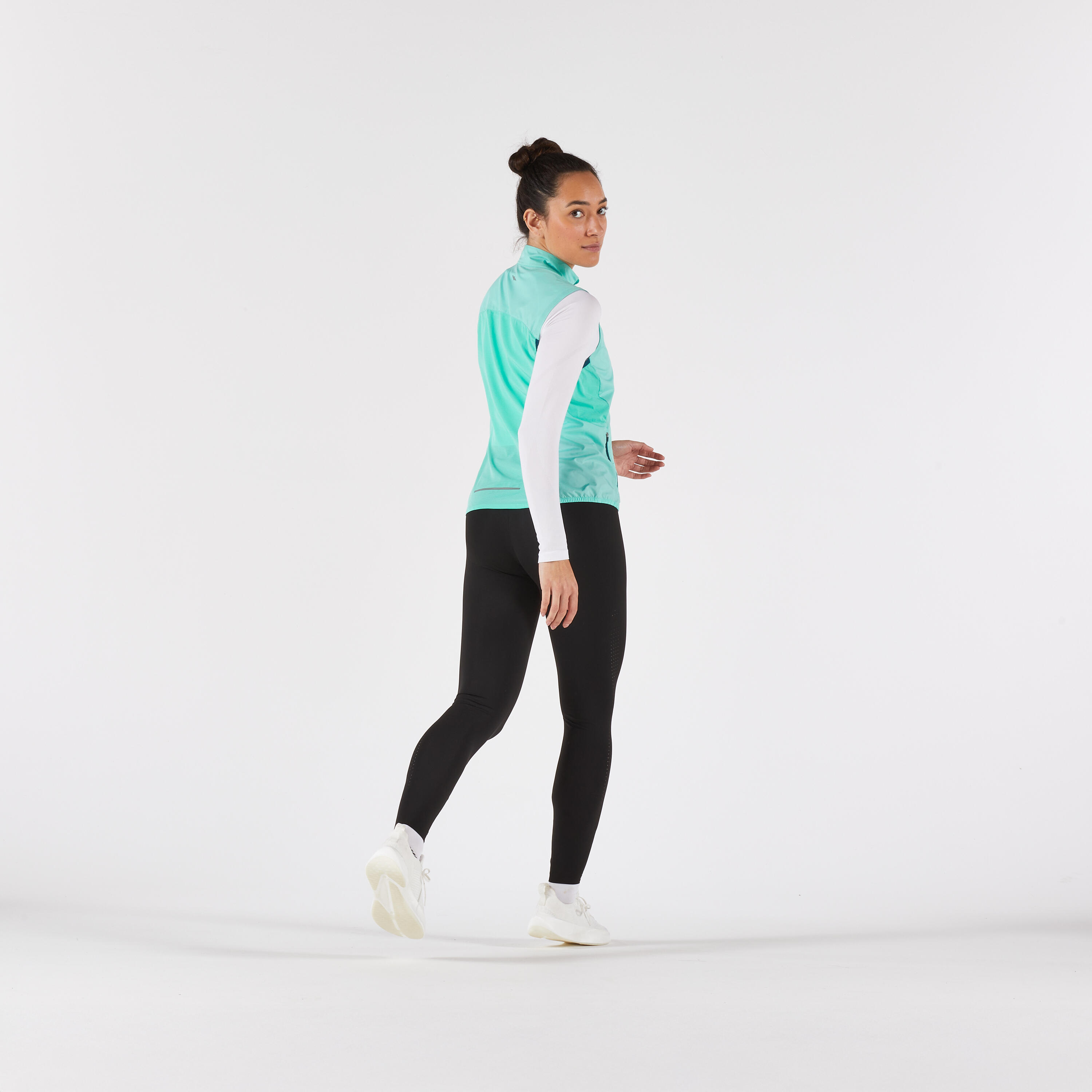 Gilet antivento running donna RUN WIND 500 verde 9/10