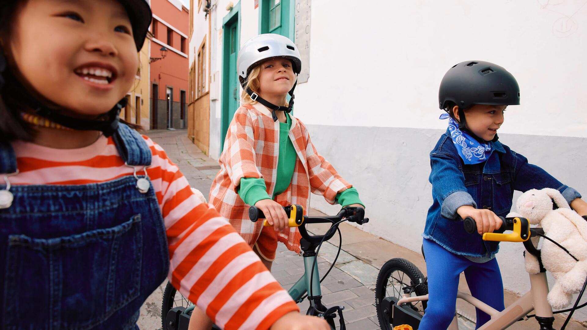 COME ACCOMPAGNARE E MOTIVARE I BAMBINI AD ANDARE IN BICI?
