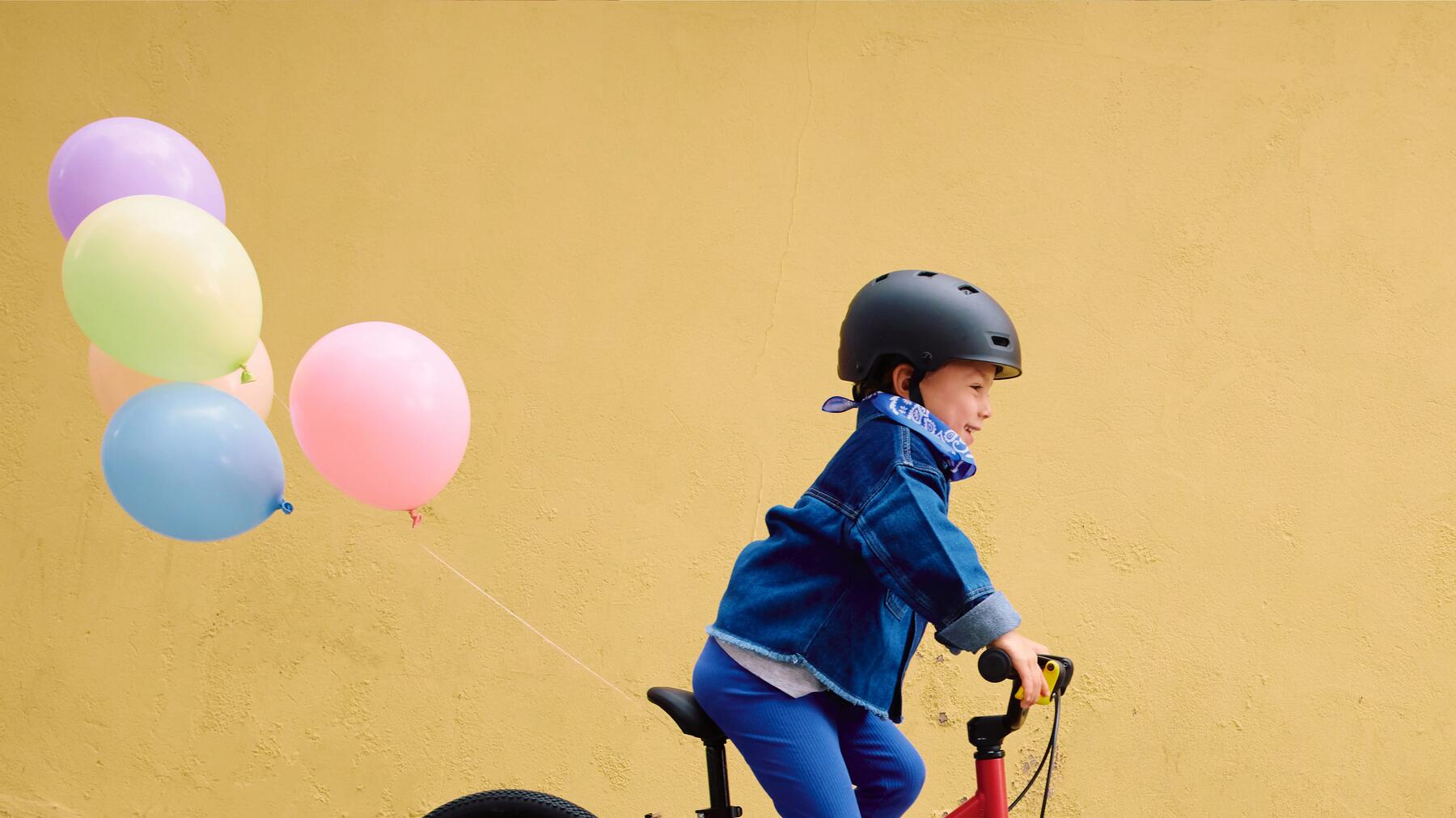 HOW TO CHOOSE THE RIGHT SIZE HELMET FOR YOUR CHILD.