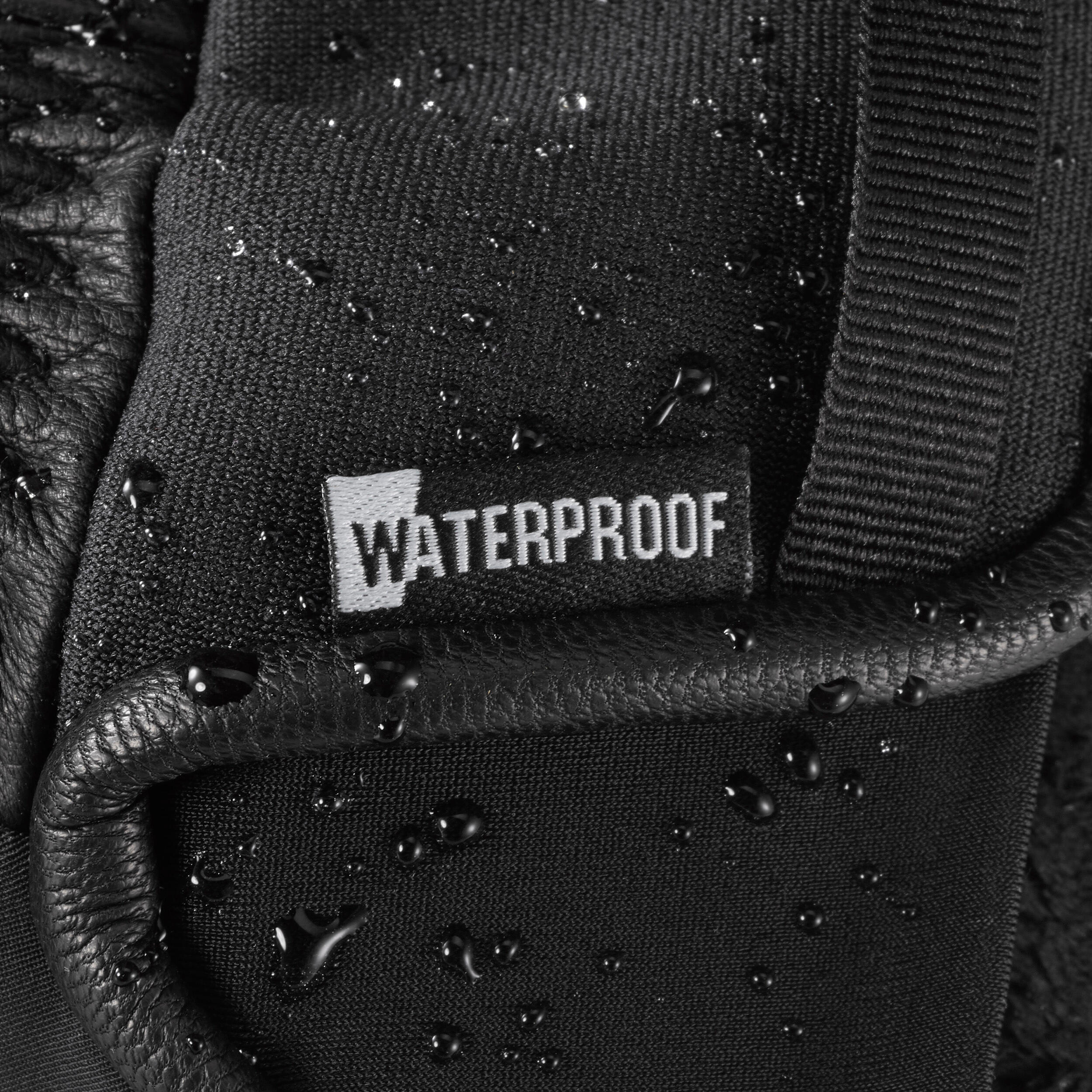 Waterproof Ski Gloves, 550 - WEDZE