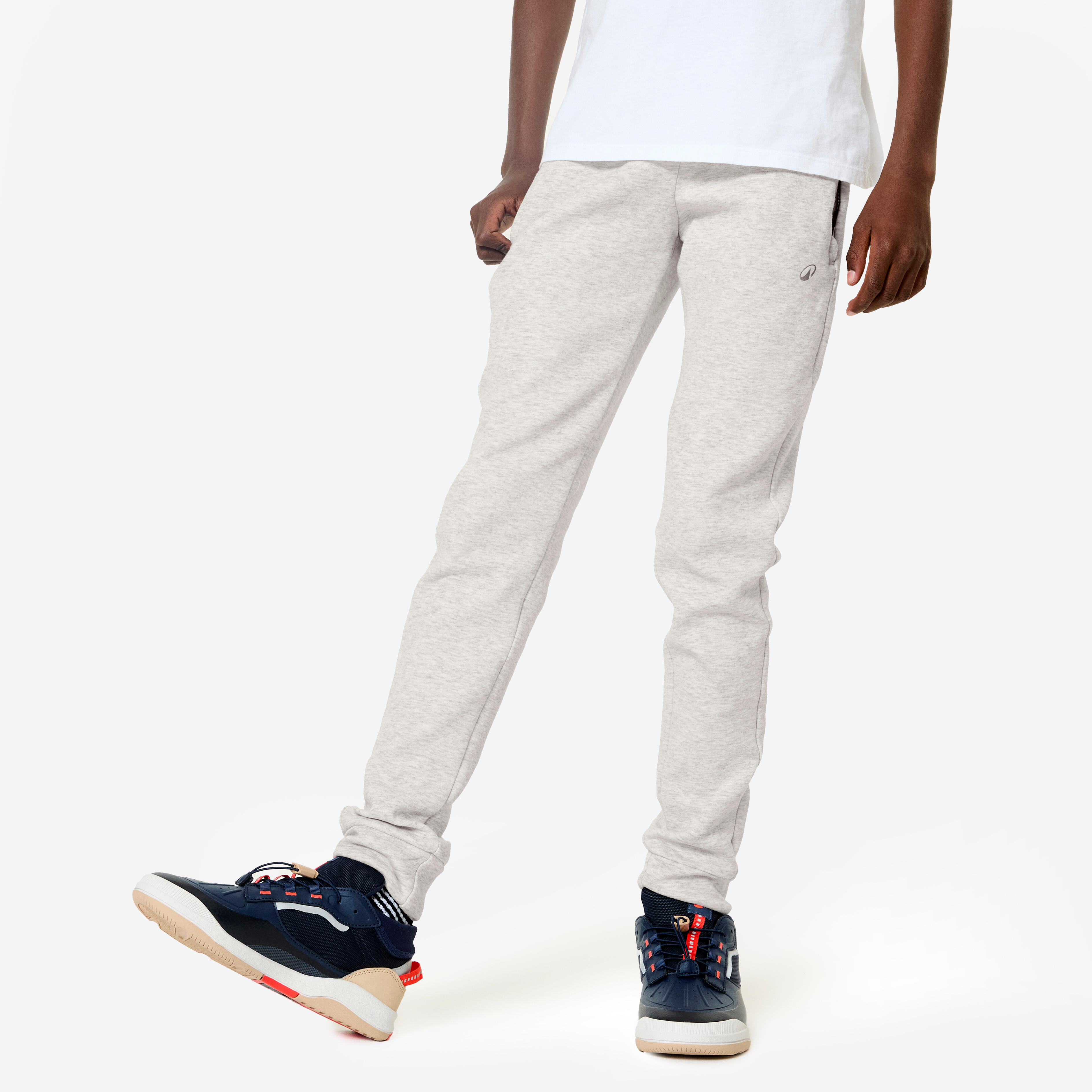 DOMYOS Detské bavlnené unisex tepláky priedušné svetlosivé 113-122 cm