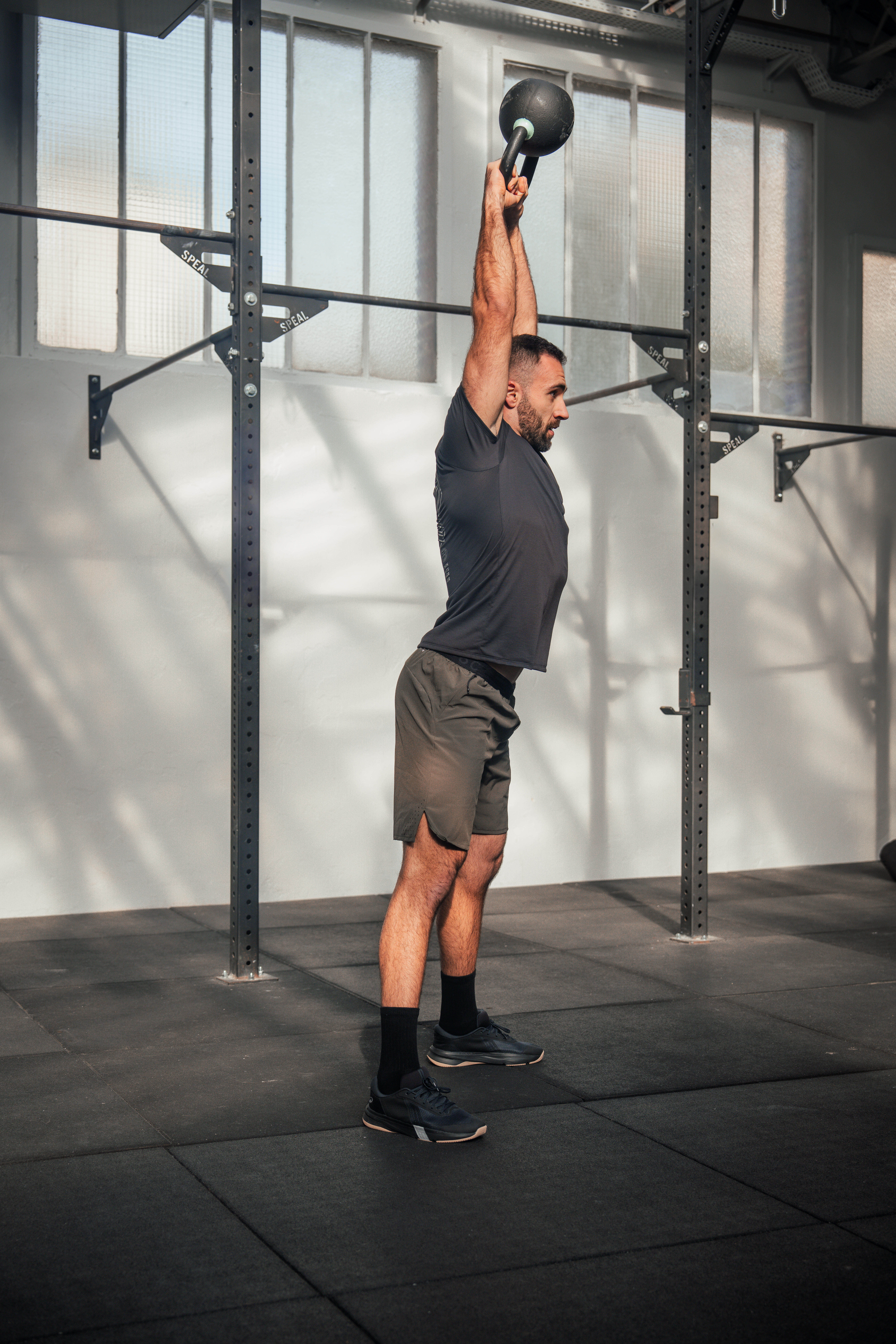 Men's Slim-Fit and Breathable Cross Training T-Shirt - DOMYOS