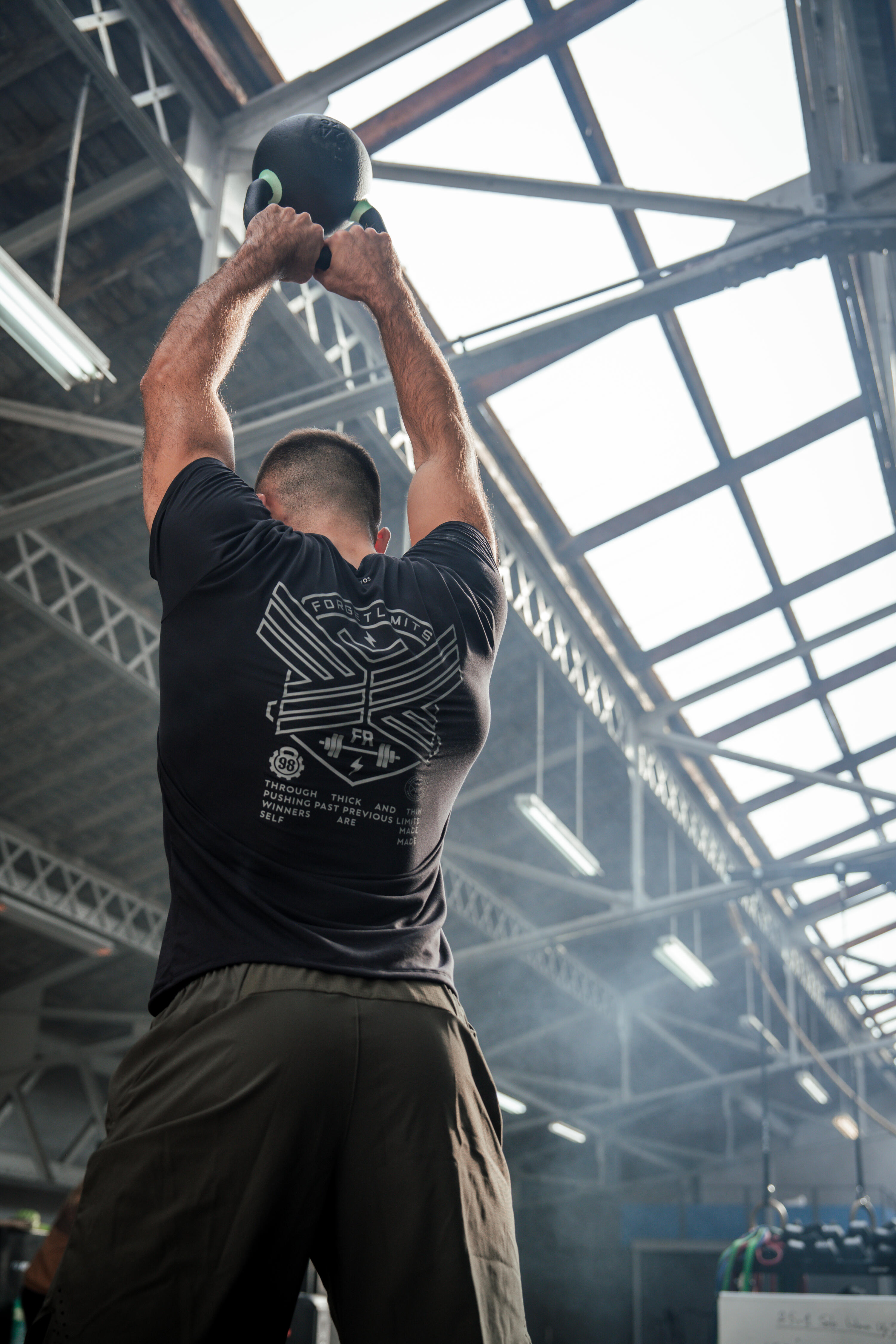 T-shirt d'entraînement croisé ajusté et respirant homme 11/11