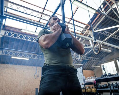 ANTRENAMENTUL DE BODYBUILDING: RECOMANDĂRI PENTRU ÎNCEPĂTORI