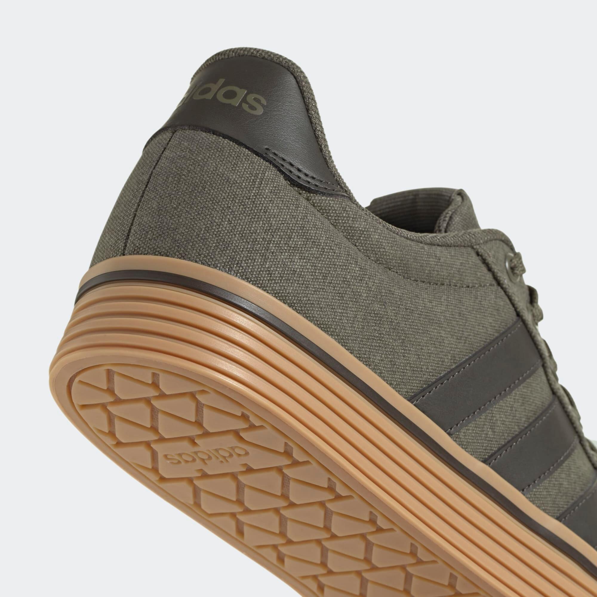MEN'S ADIDAS DAILY 4.0 SHOE GREEN 6/6