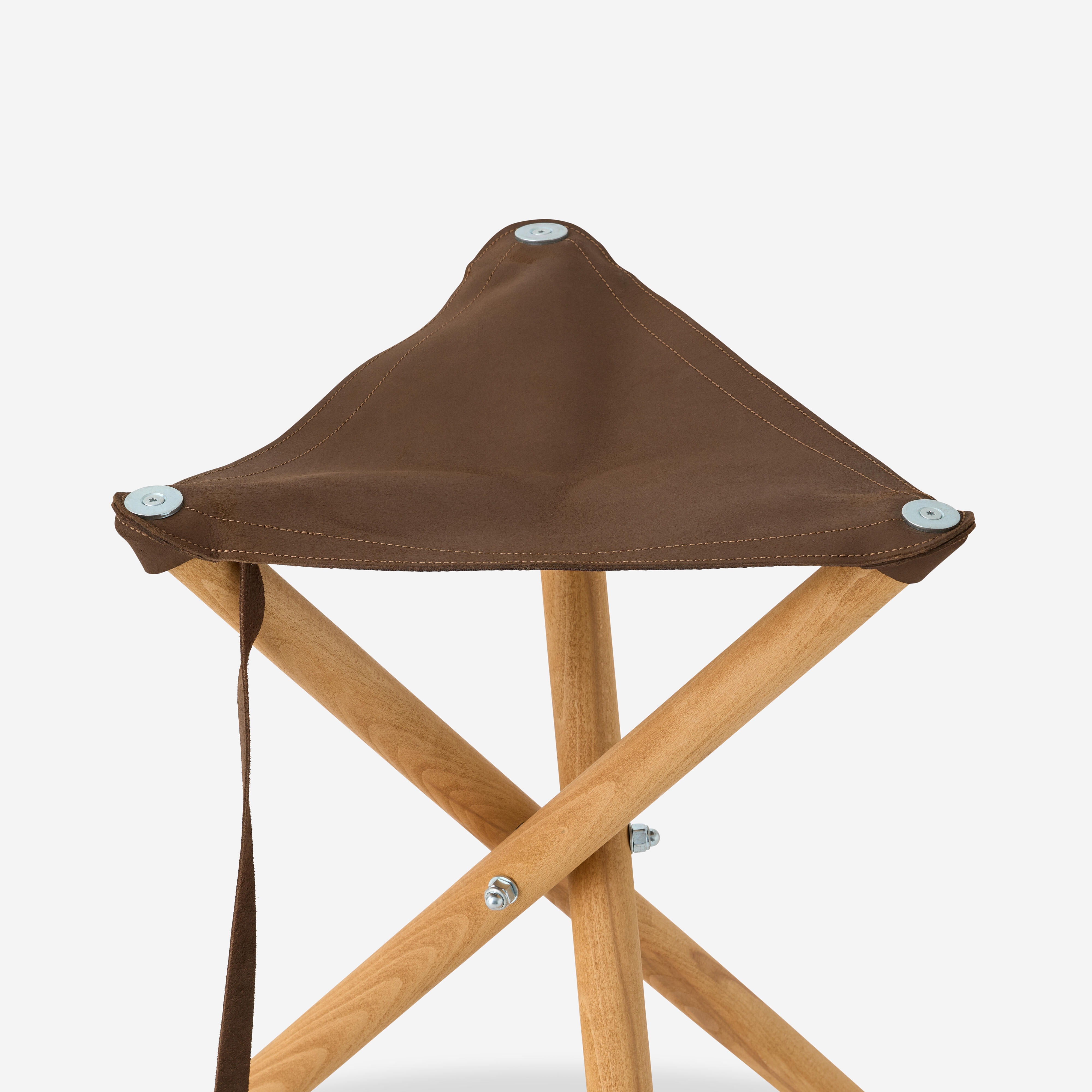 Wooden tripod with leather seat 500 | Decathlon