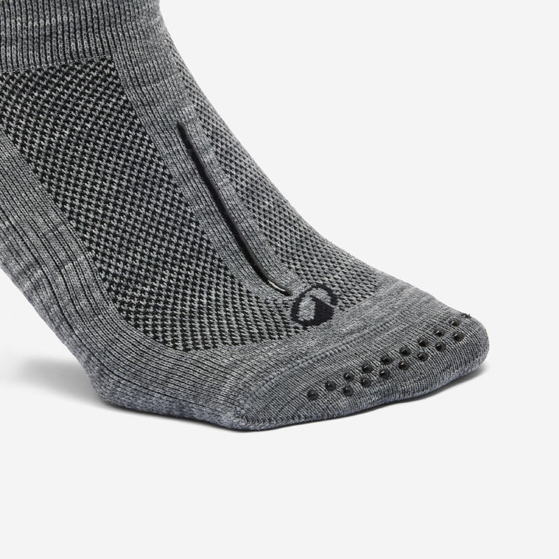 Chaussettes antidérapantes Fitness Femme - 500 Gris