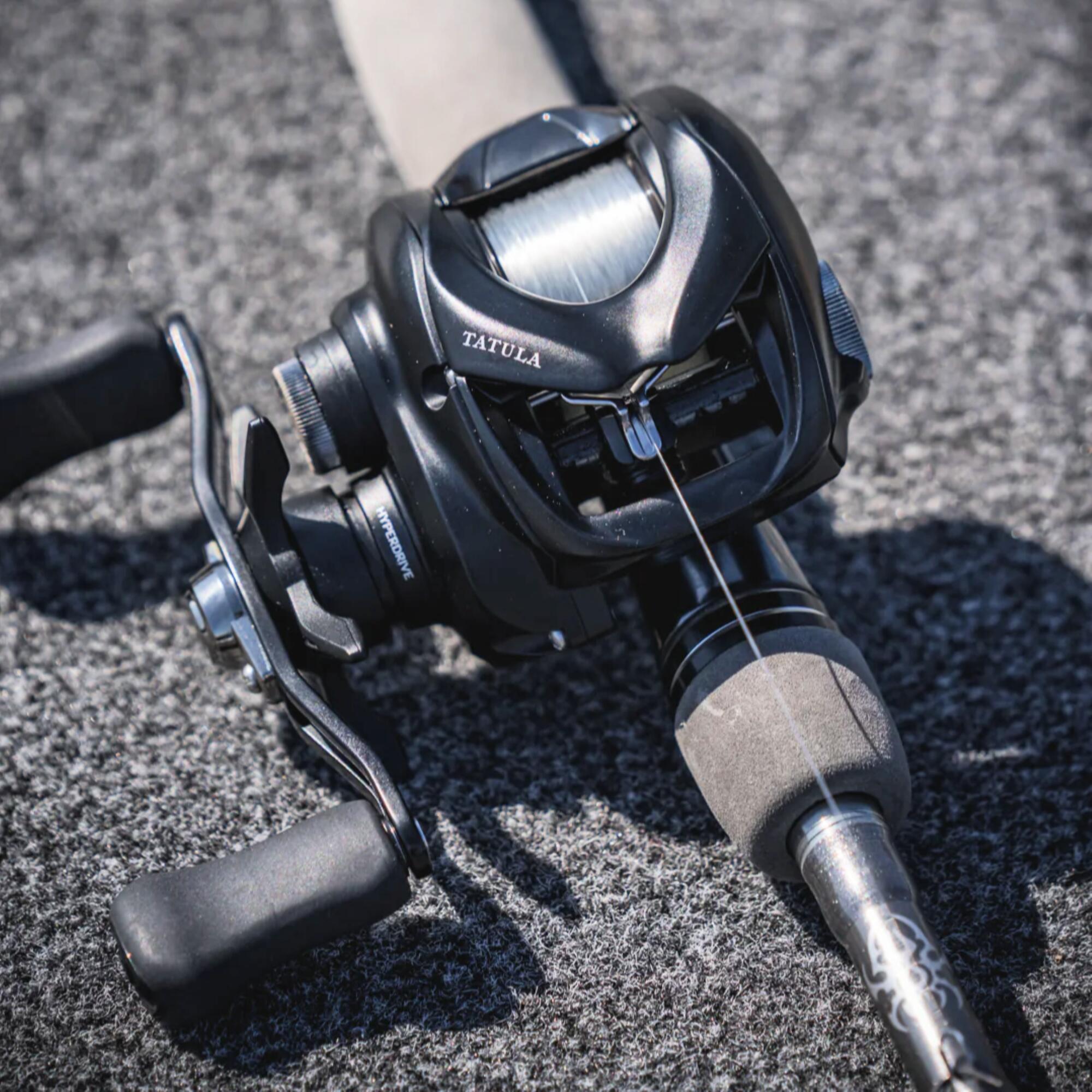 Mulinello casting pesca al black bass Daiwa Tatula TW100HL manovella sinistra 4/5