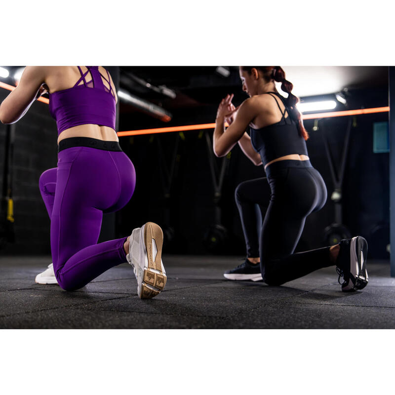 Női fitnesz ujjatlan crop top, testhezálló