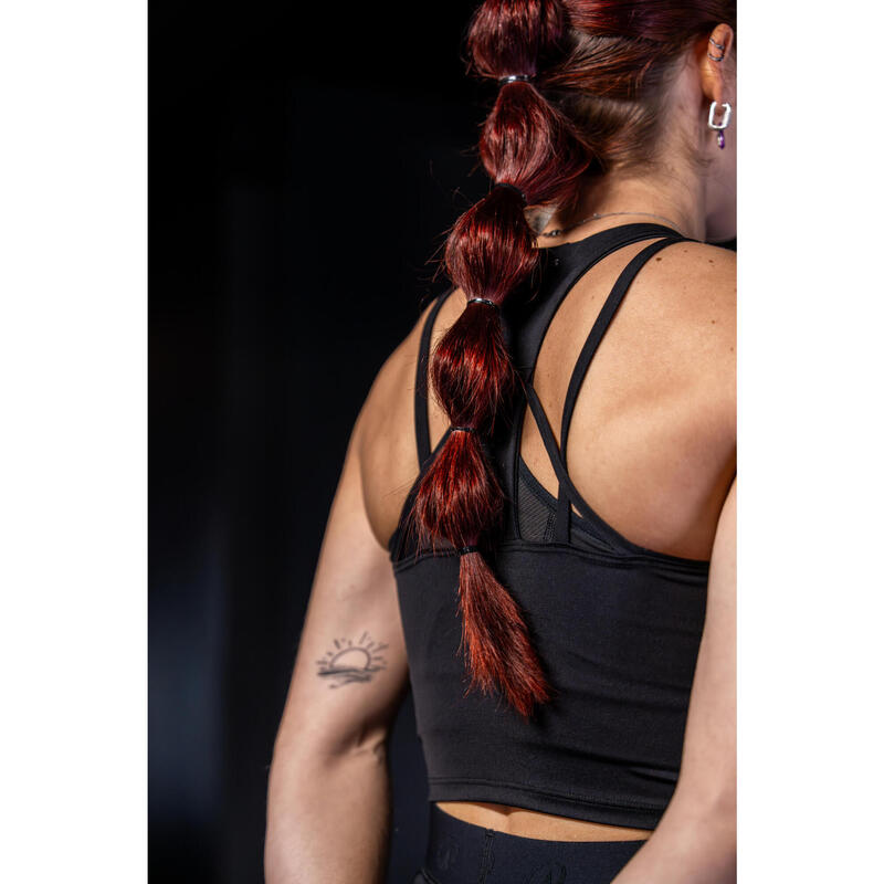 Női fitnesz ujjatlan crop top, testhezálló