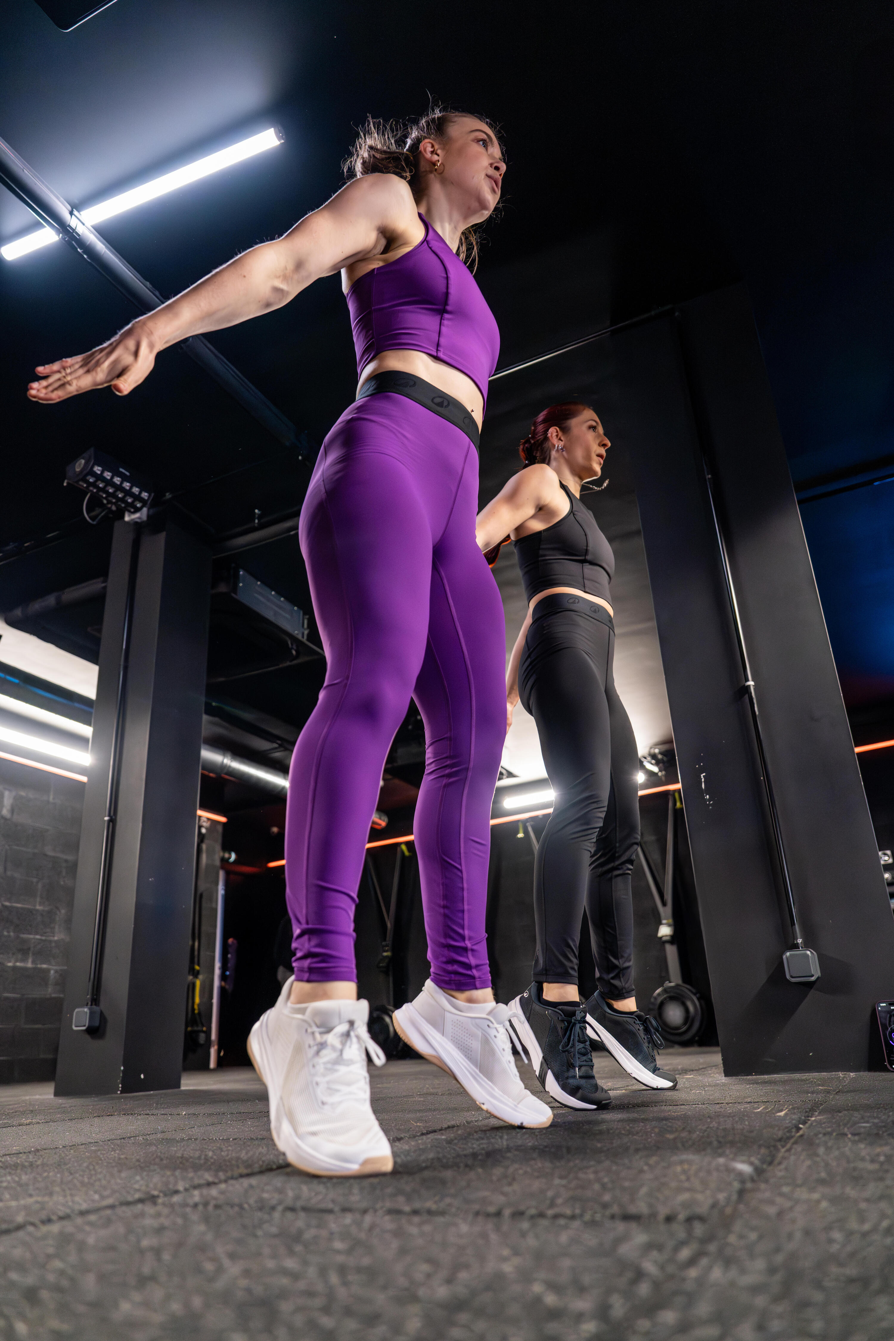 Haut court de sport moulant femme 8/14