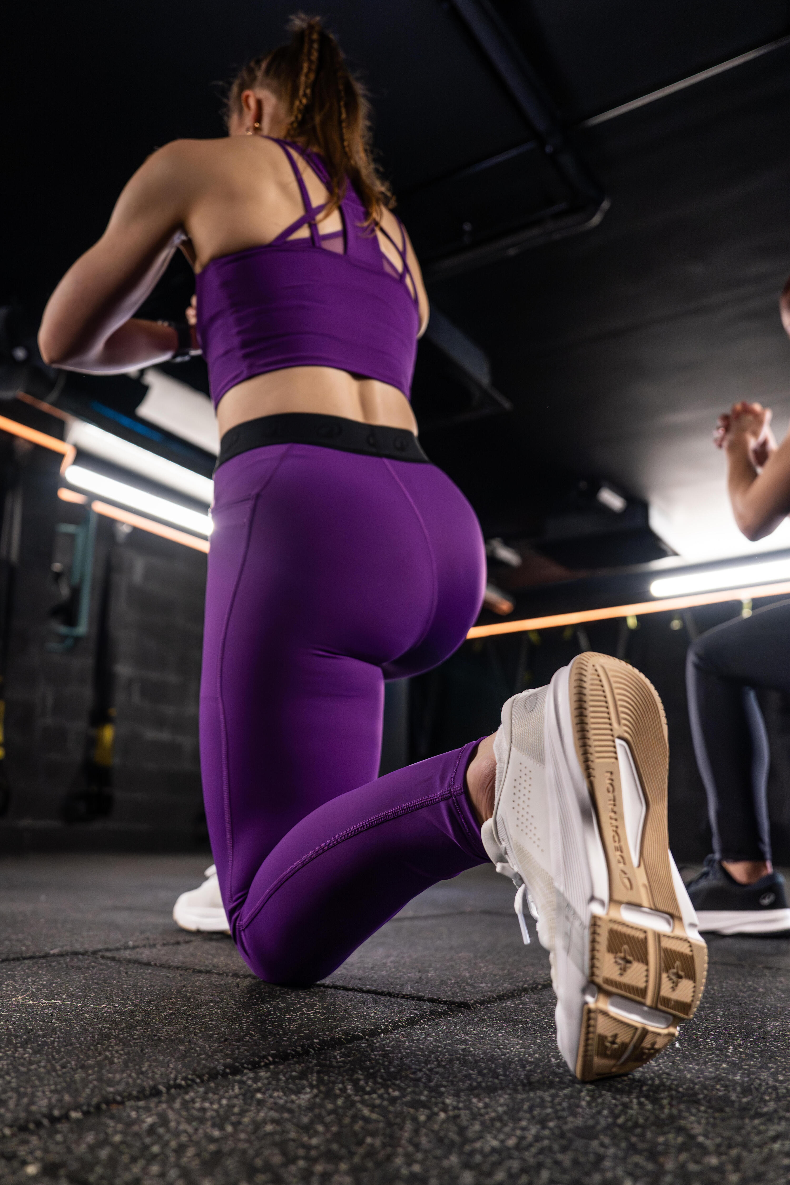 Haut court de sport moulant femme 10/14