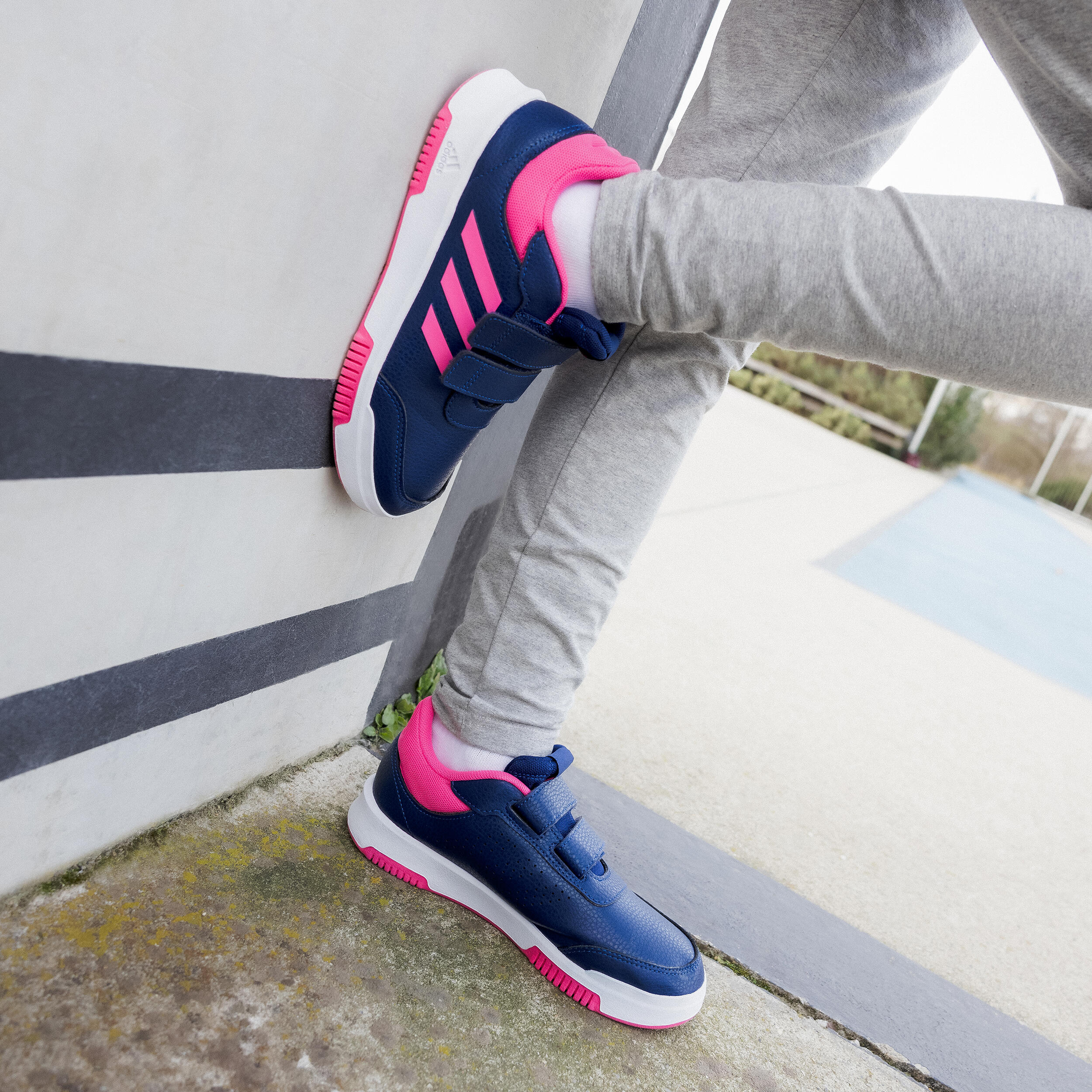 Scarpe da ginnastica ADIDAS bambino TENSAUR azzurro-rosa 6/12