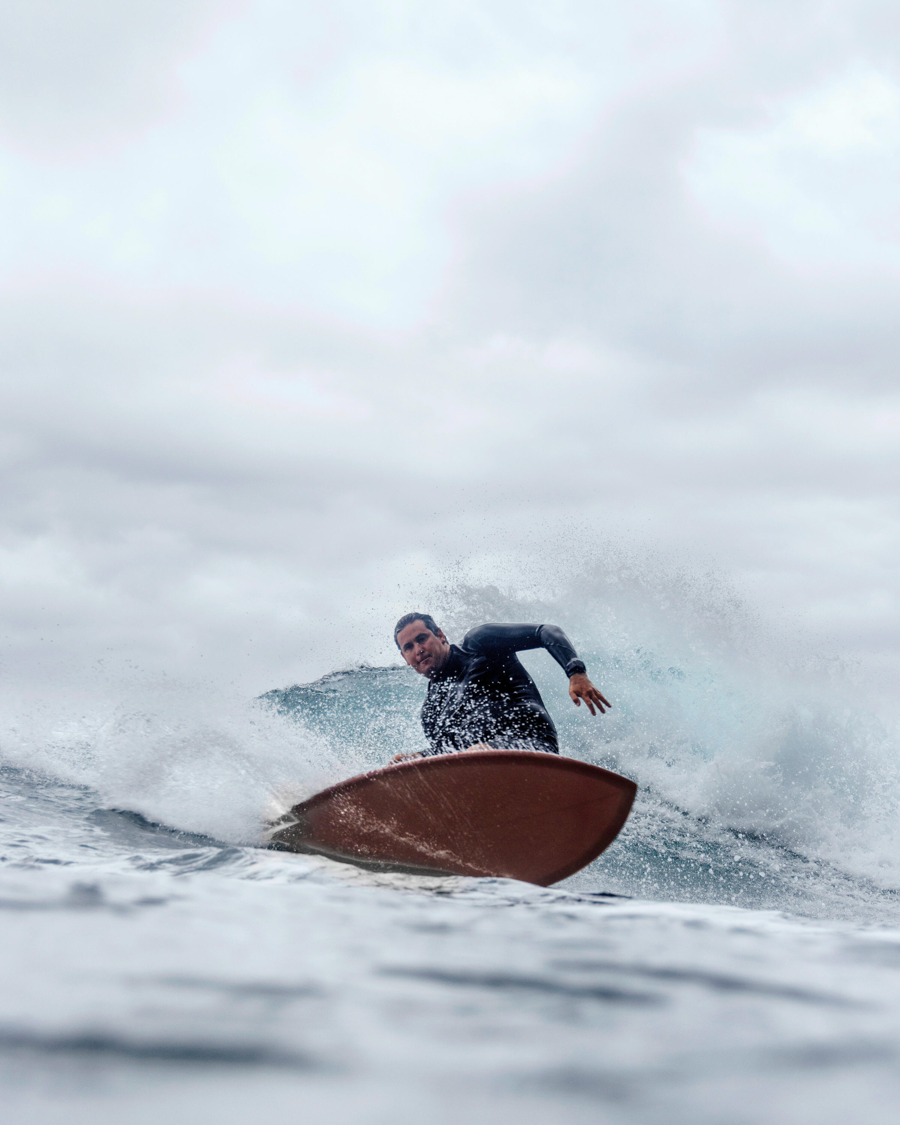 Planche de surf fish 6'1 avec boitiers Futures sans ailerons - bordeaux 10/18