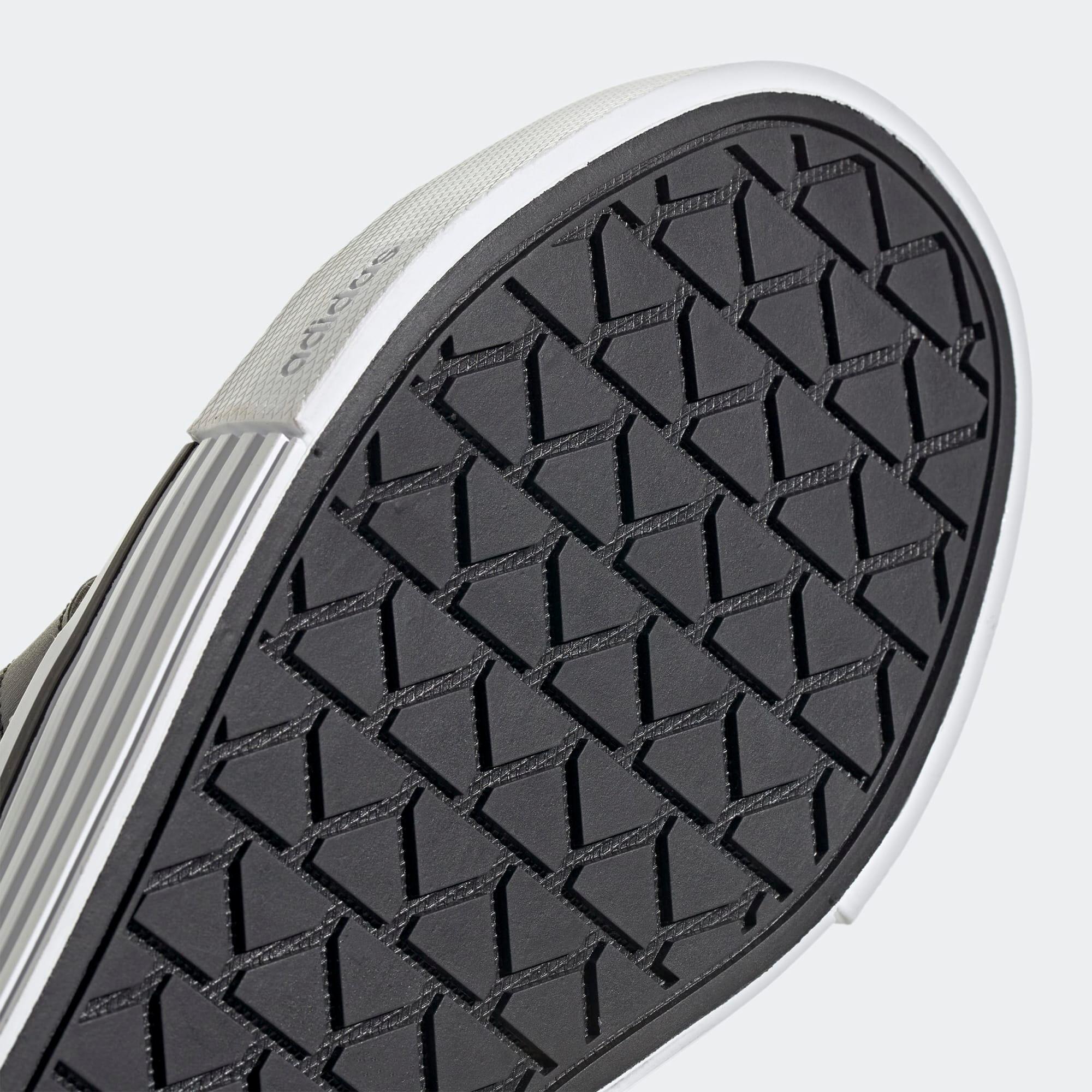 ZAPATILLA HOMBRE DAILY 4.0 ADIDAS GRIS 7/8